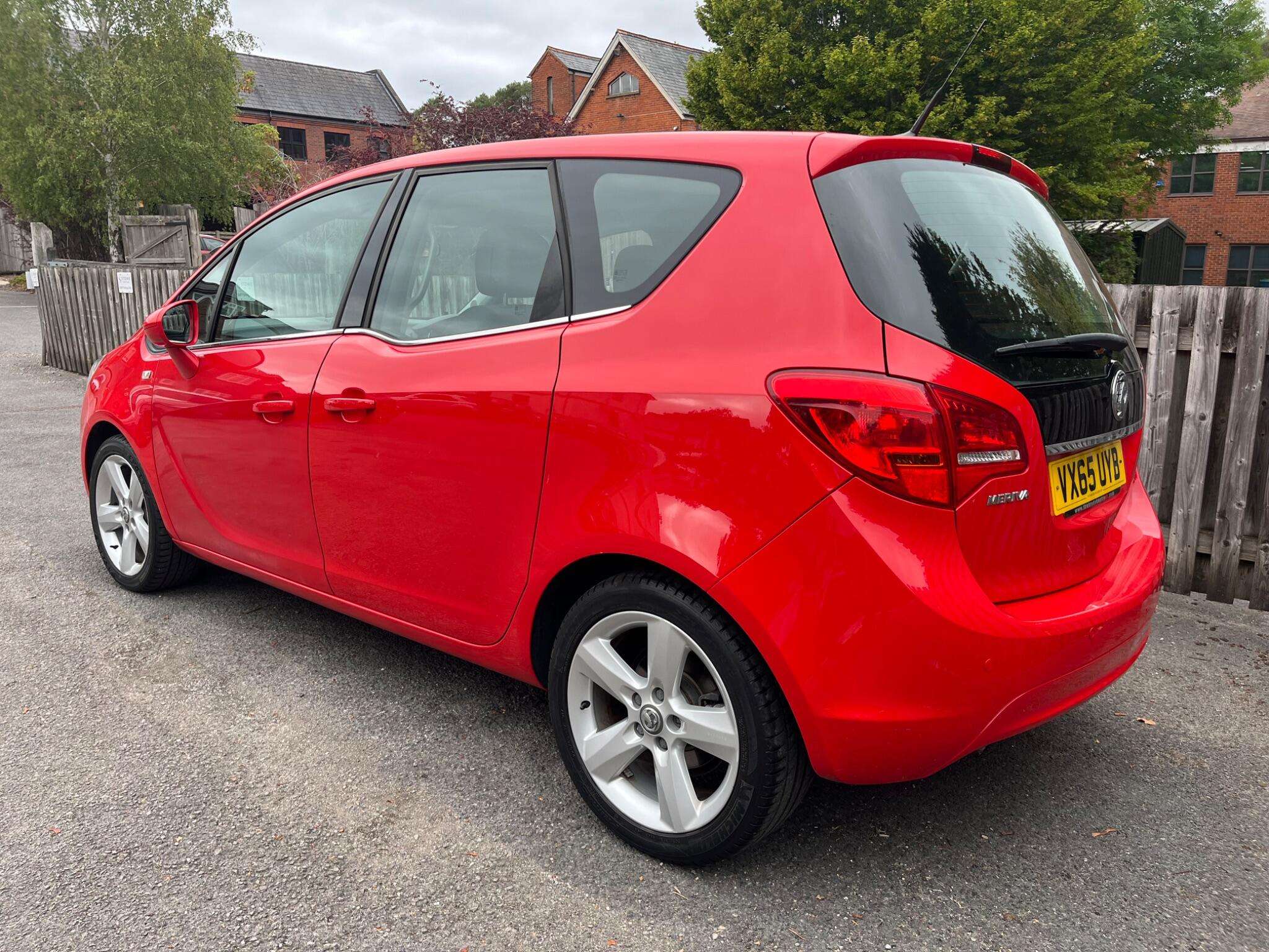 A 2015 VAUXHALL MERIVA 1.4i Tech Line Euro 6 5dr A 2015 VAUXHALL MERIVA 1.4i Tech Line Euro 6 5dr