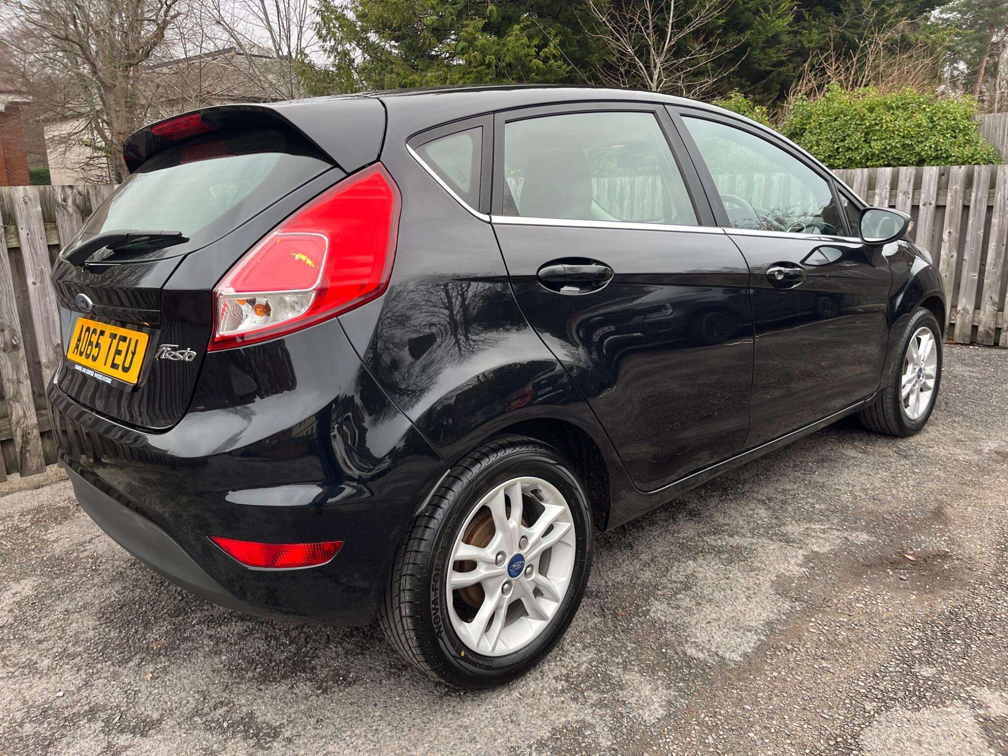 2015 FORD FIESTA 2015 FORD FIESTA