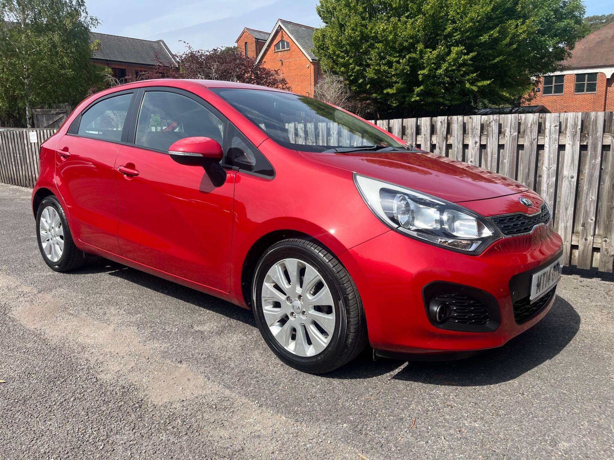 2014 KIA RIO 2014 KIA RIO