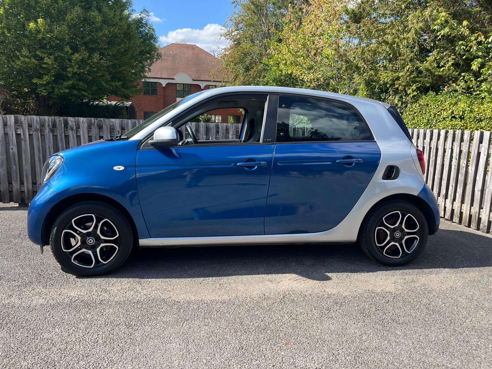 A 2016 SMART FORFOUR 0.9T Prime (Premium Plus) Euro 6 (s/s) 5dr A 2016 SMART FORFOUR 0.9T Prime (Premium Plus) Euro 6 (s/s) 5dr