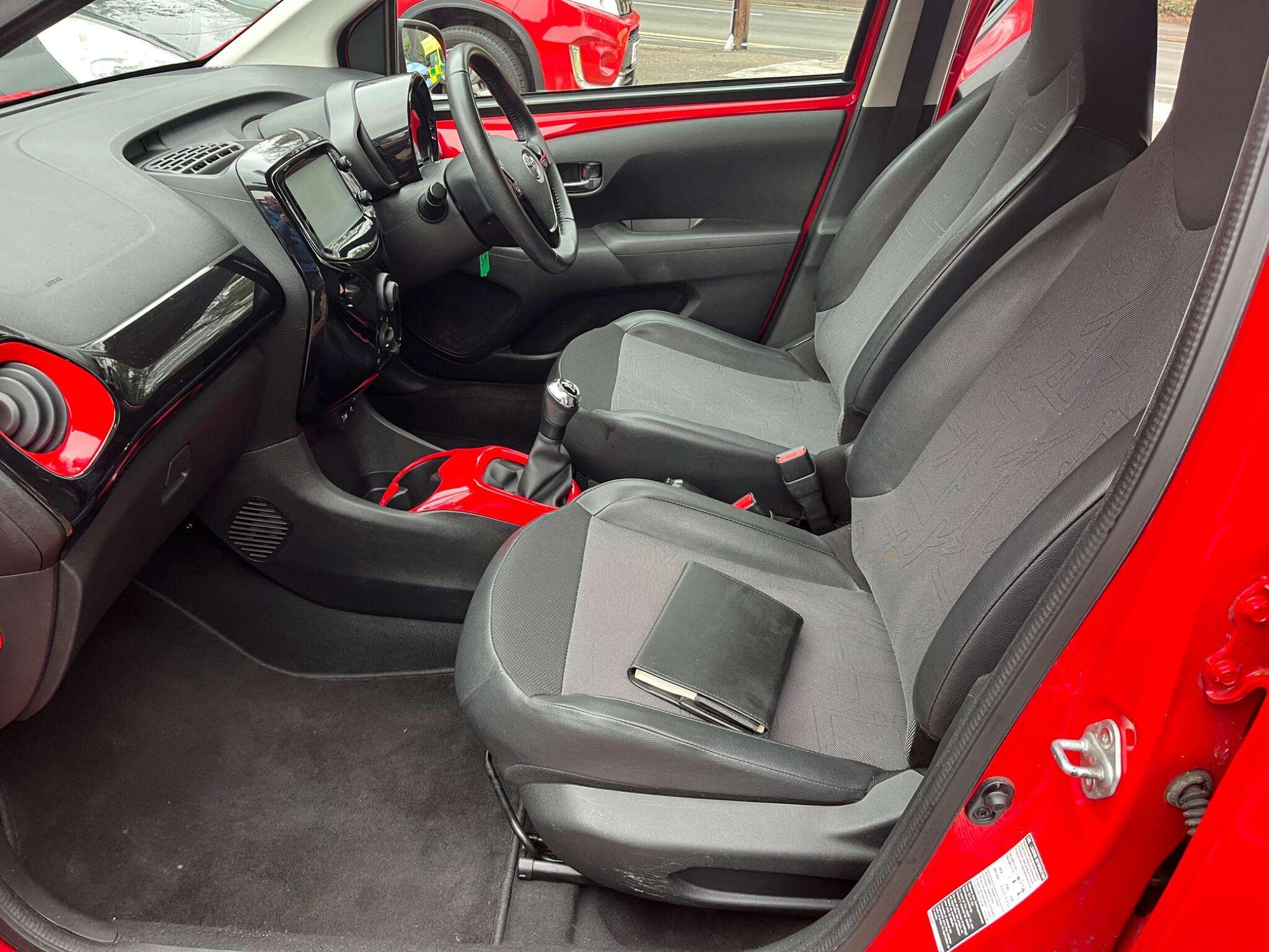 2015 TOYOTA AYGO 2015 TOYOTA AYGO