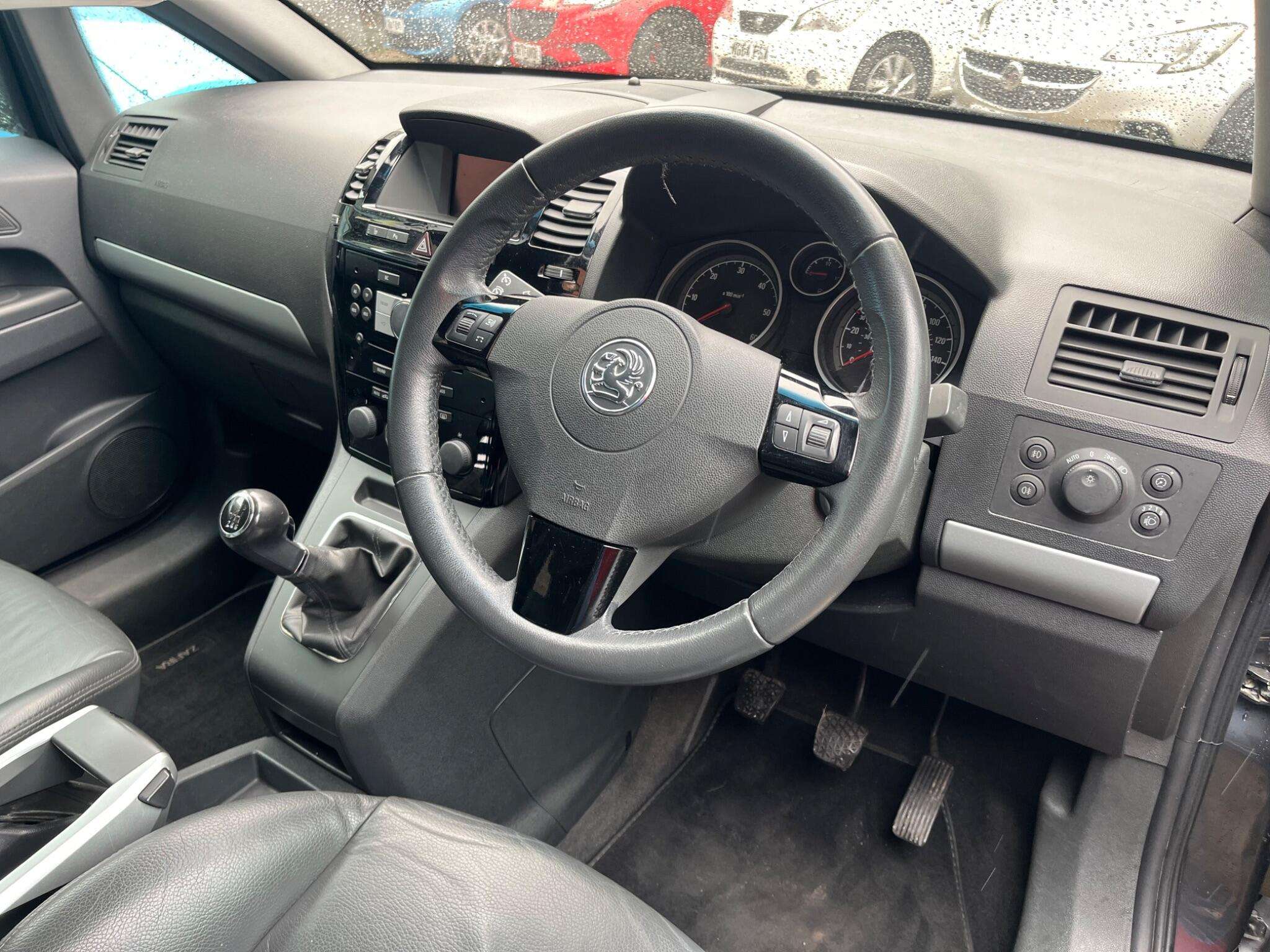 2010 VAUXHALL ZAFIRA 2010 VAUXHALL ZAFIRA