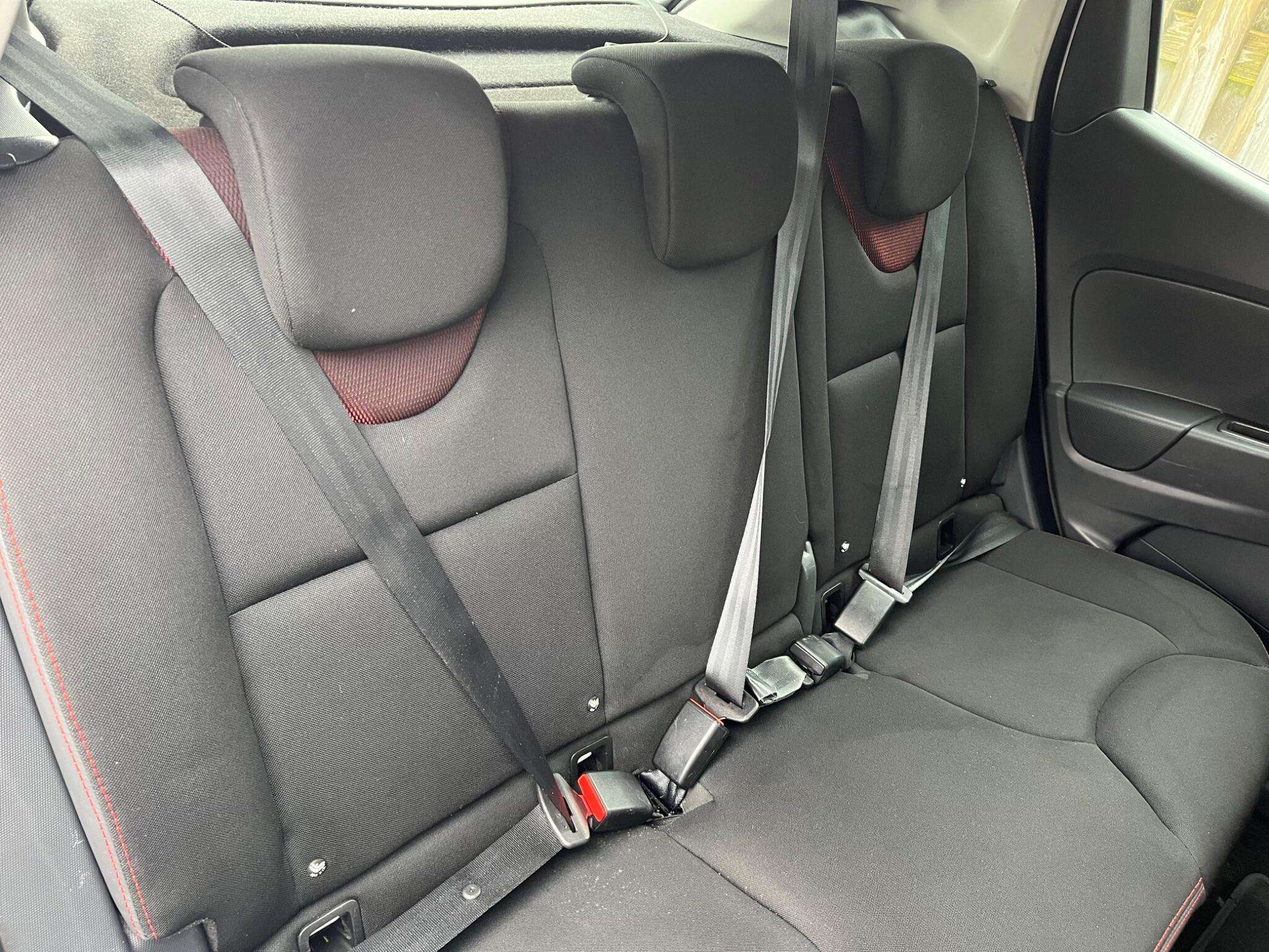 2015 RENAULT CLIO 2015 RENAULT CLIO