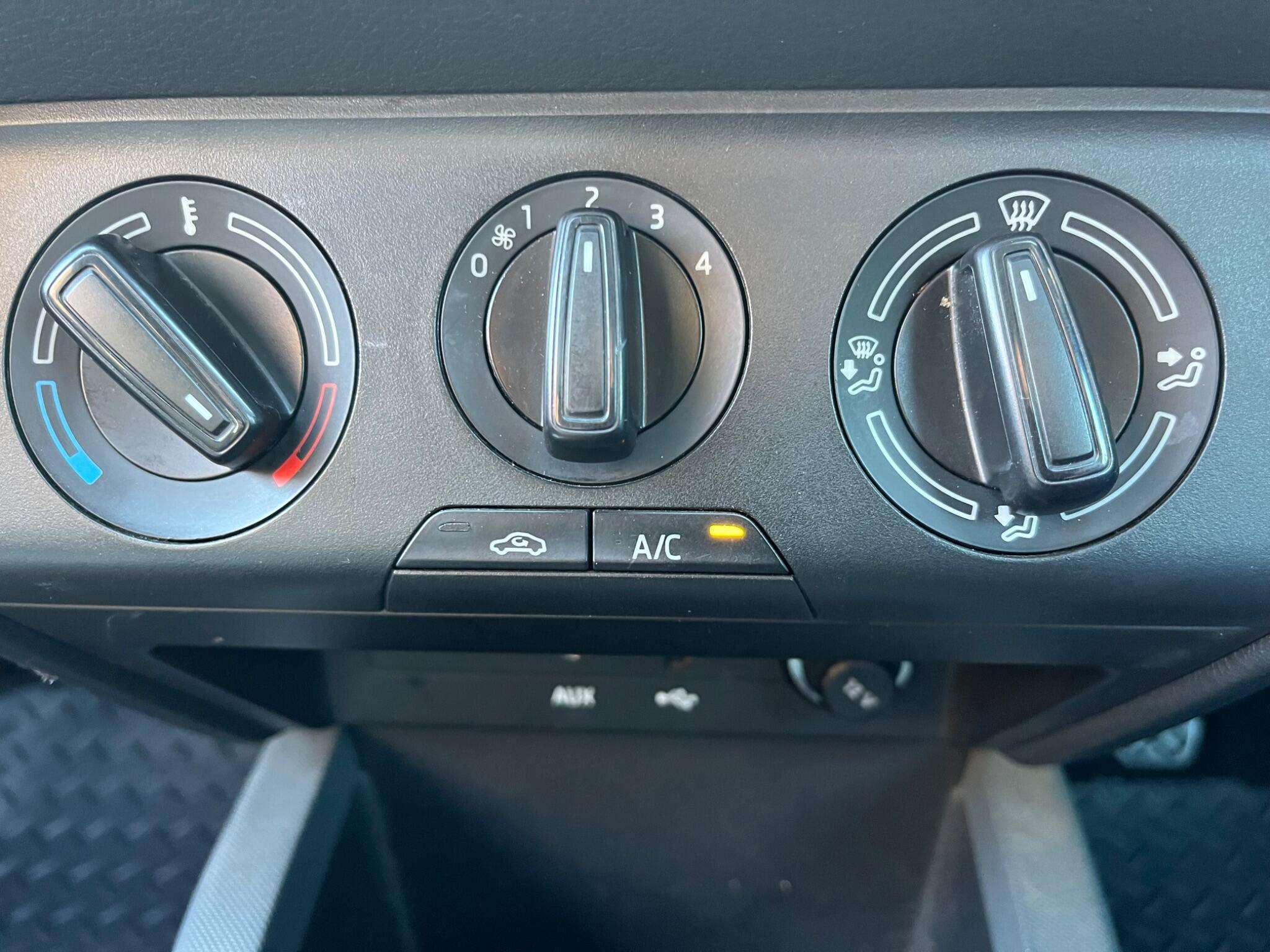 2016 SKODA FABIA 2016 SKODA FABIA