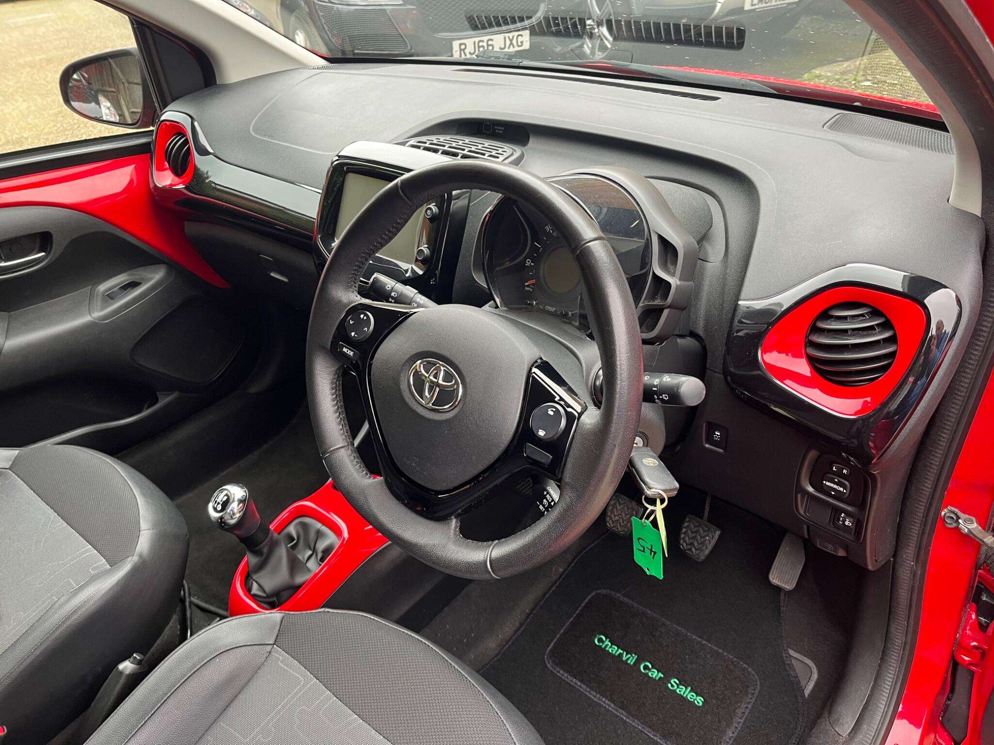 2015 TOYOTA AYGO 2015 TOYOTA AYGO