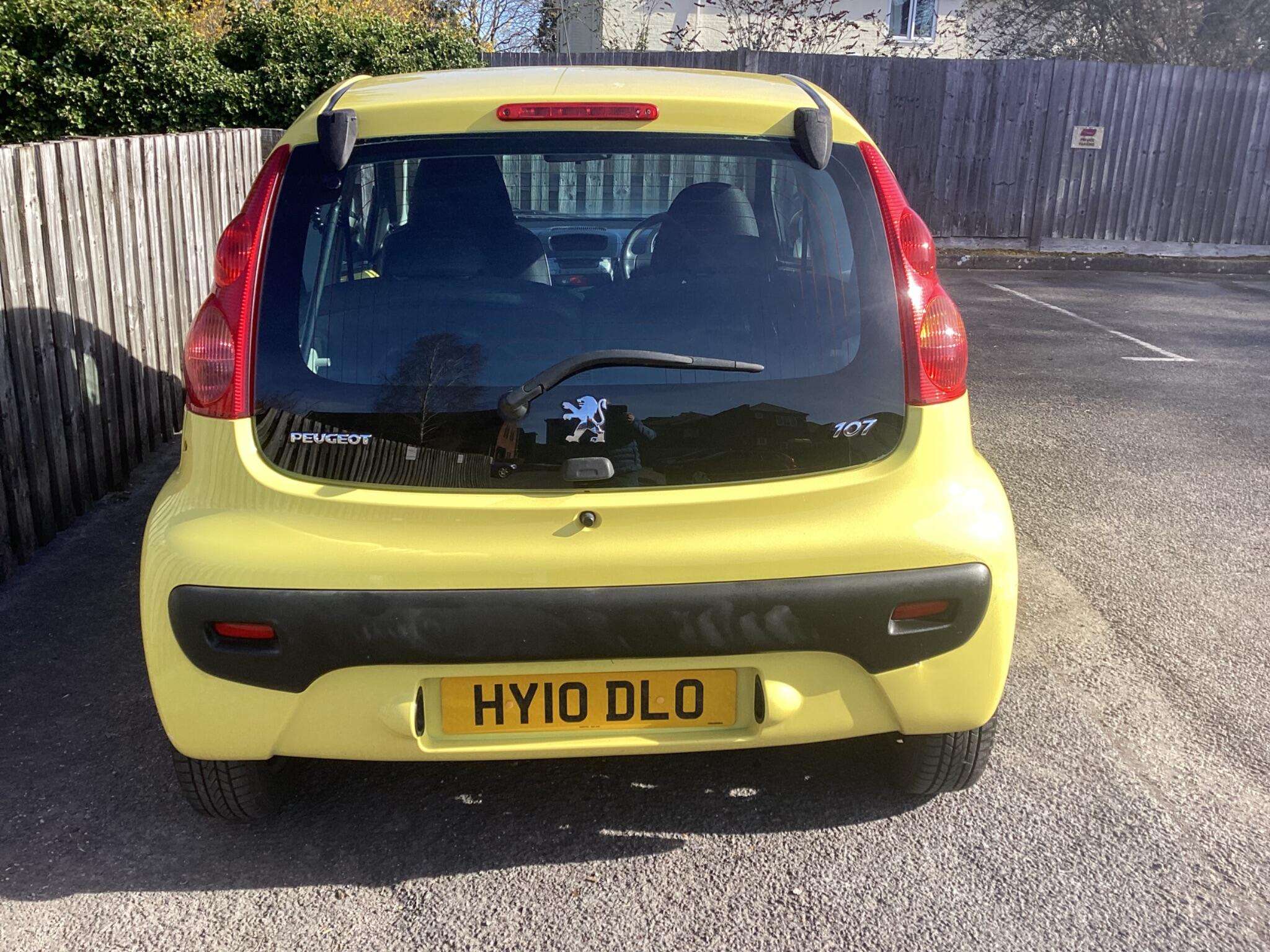 2010 PEUGEOT 107 2010 PEUGEOT 107