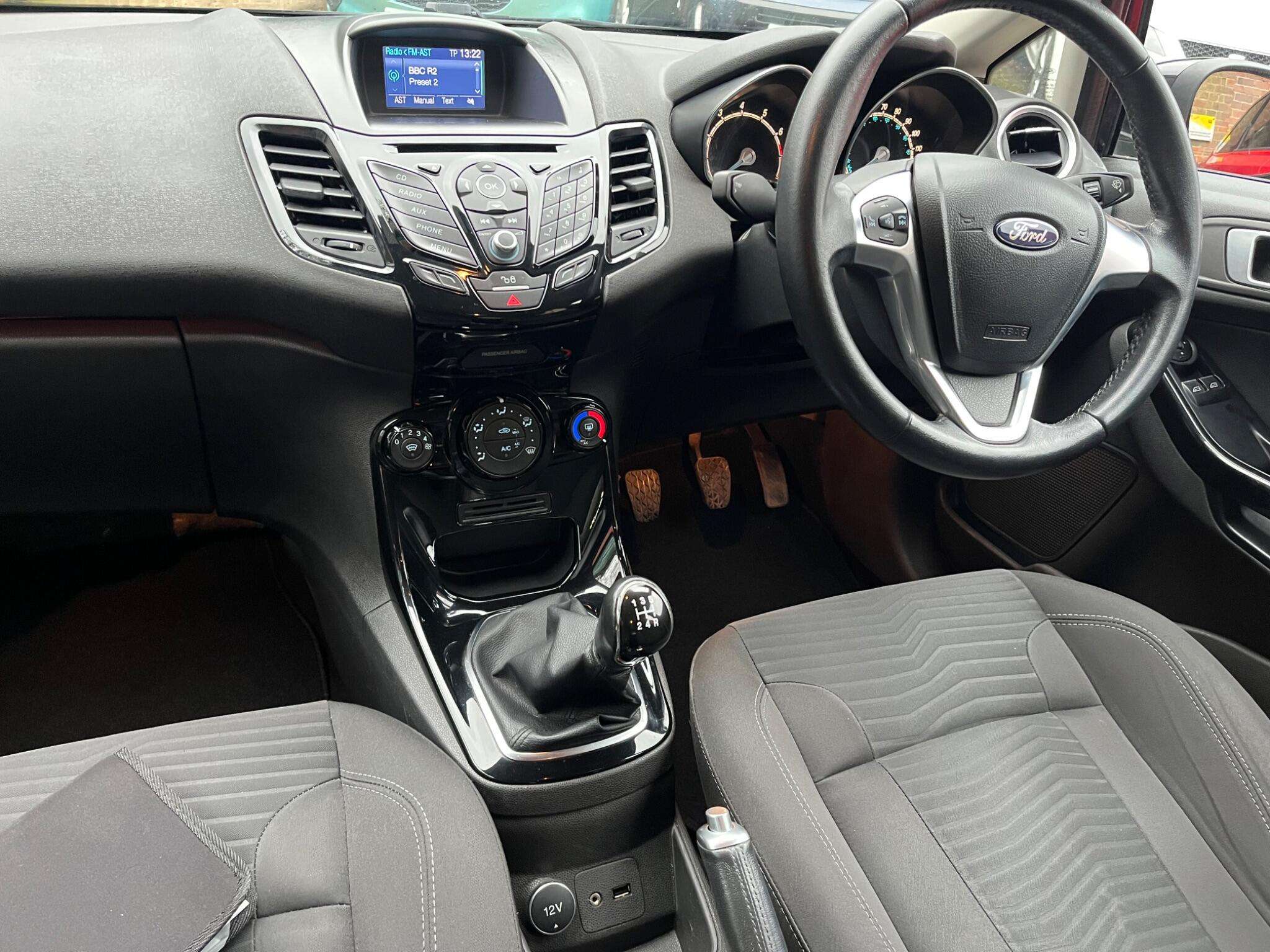 2015 FORD FIESTA 2015 FORD FIESTA