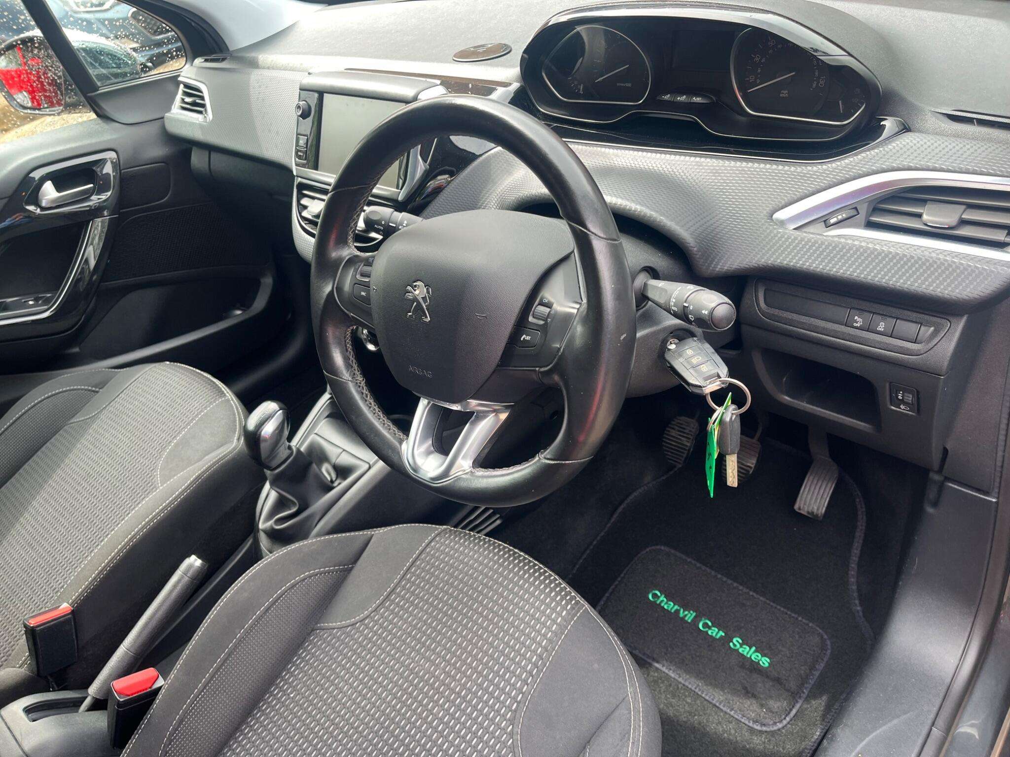 2016 PEUGEOT 208 2016 PEUGEOT 208