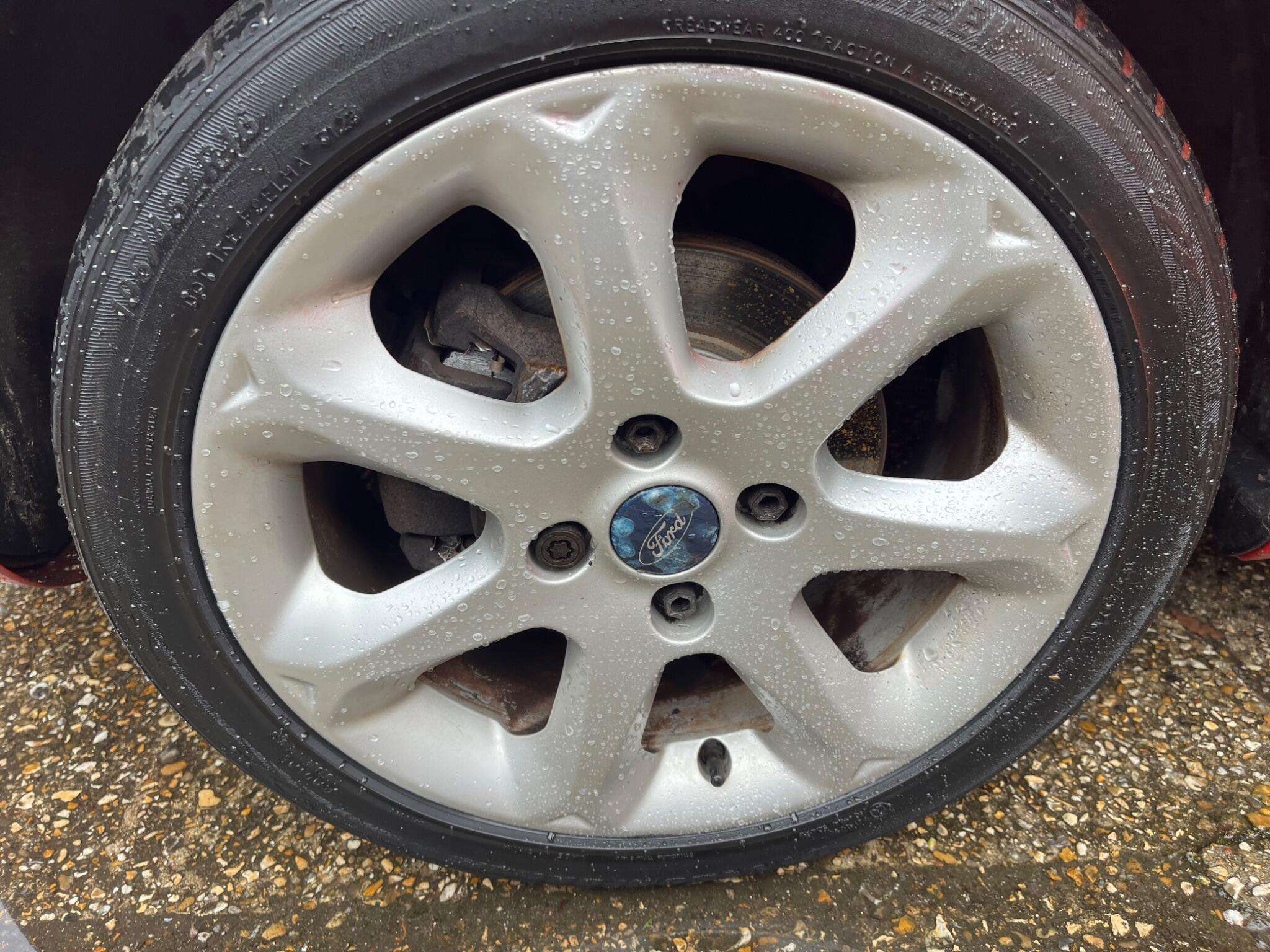 2011 FORD FIESTA 2011 FORD FIESTA