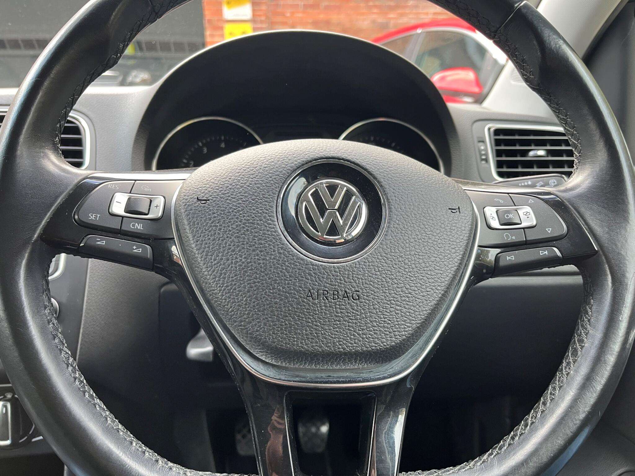 2016 VOLKSWAGEN POLO 2016 VOLKSWAGEN POLO