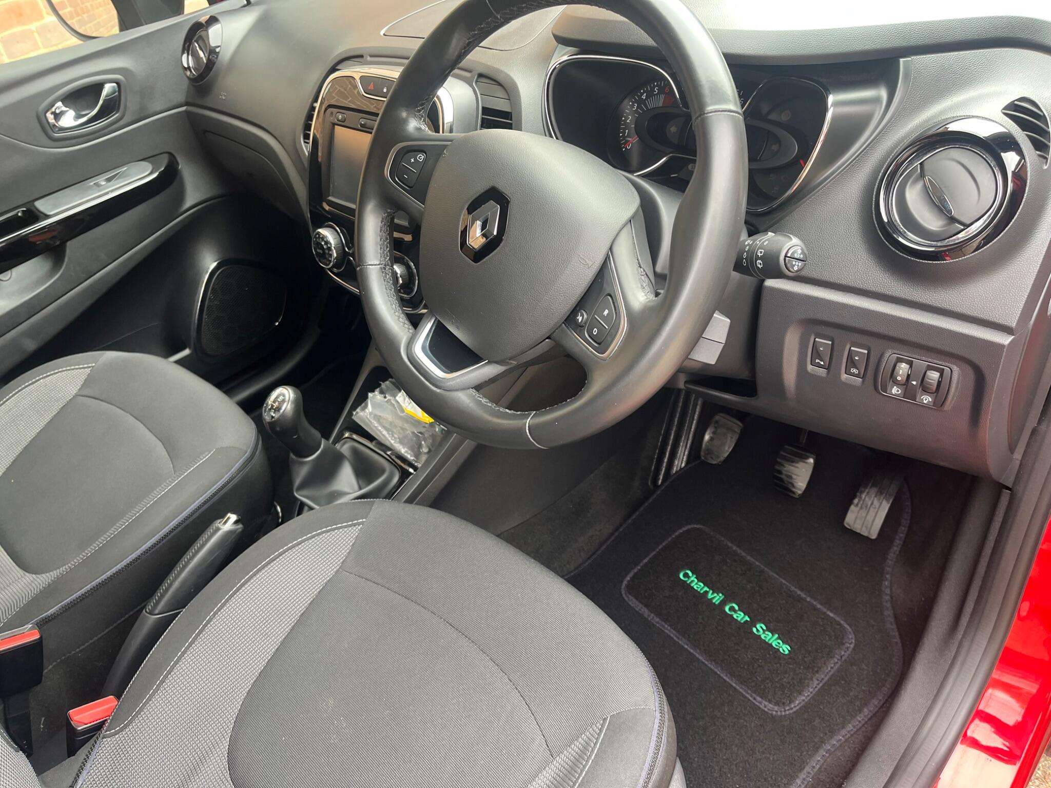 2017 RENAULT CAPTUR 2017 RENAULT CAPTUR