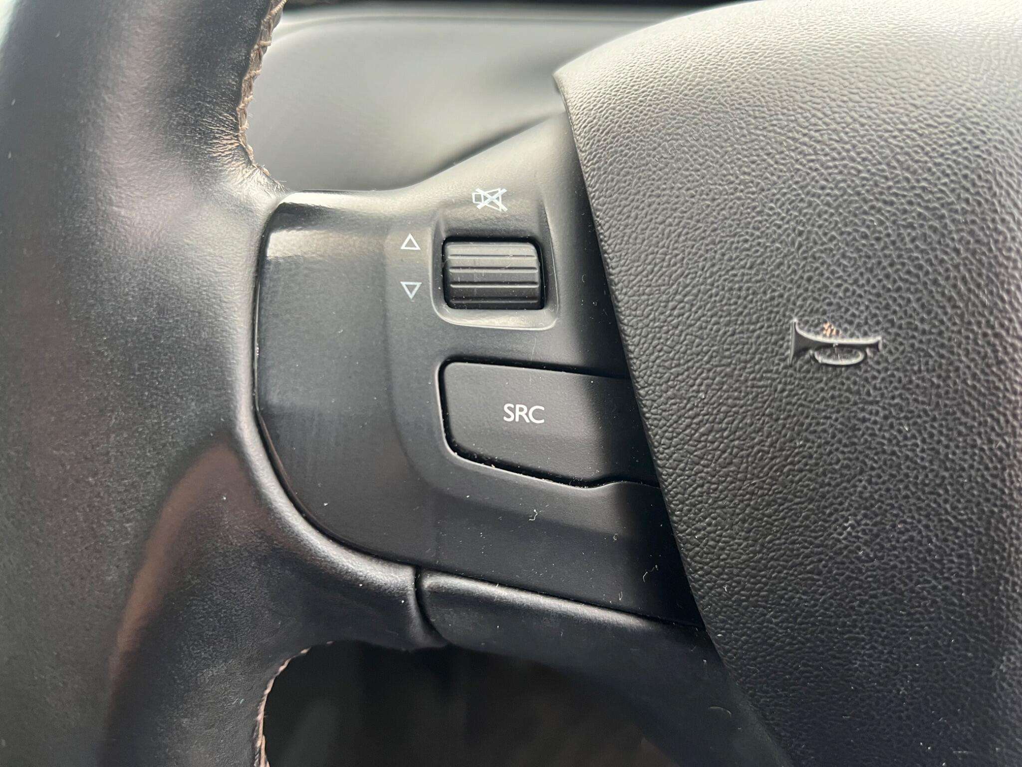 2019 PEUGEOT 208 2019 PEUGEOT 208