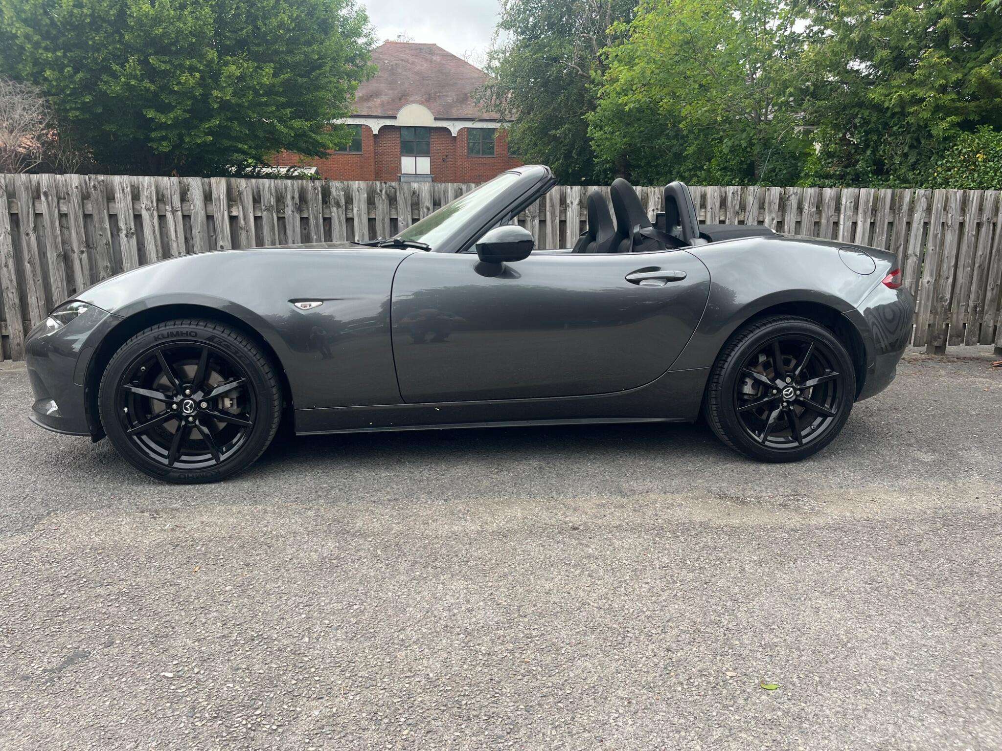 A 2018 MAZDA MX-5 2.0 SKYACTIV-G SE-L Nav+ Euro 6 (s/s) 2dr A 2018 MAZDA MX-5 2.0 SKYACTIV-G SE-L Nav+ Euro 6 (s/s) 2dr