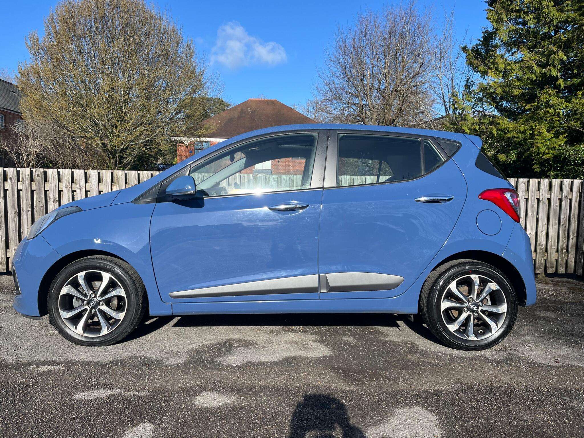 A 2016 HYUNDAI I10 1.2 Premium SE Euro 5 5dr A 2016 HYUNDAI I10 1.2 Premium SE Euro 5 5dr