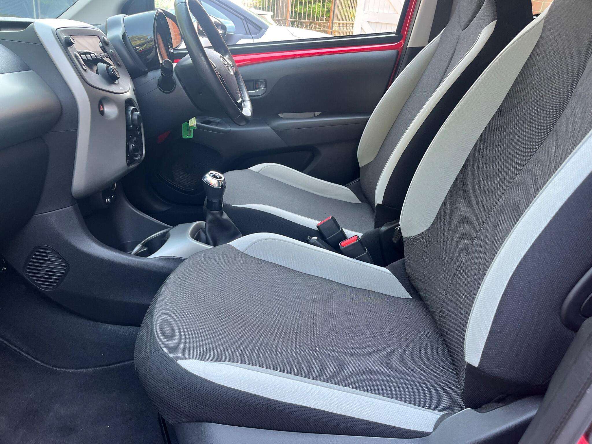 2018 TOYOTA AYGO 2018 TOYOTA AYGO