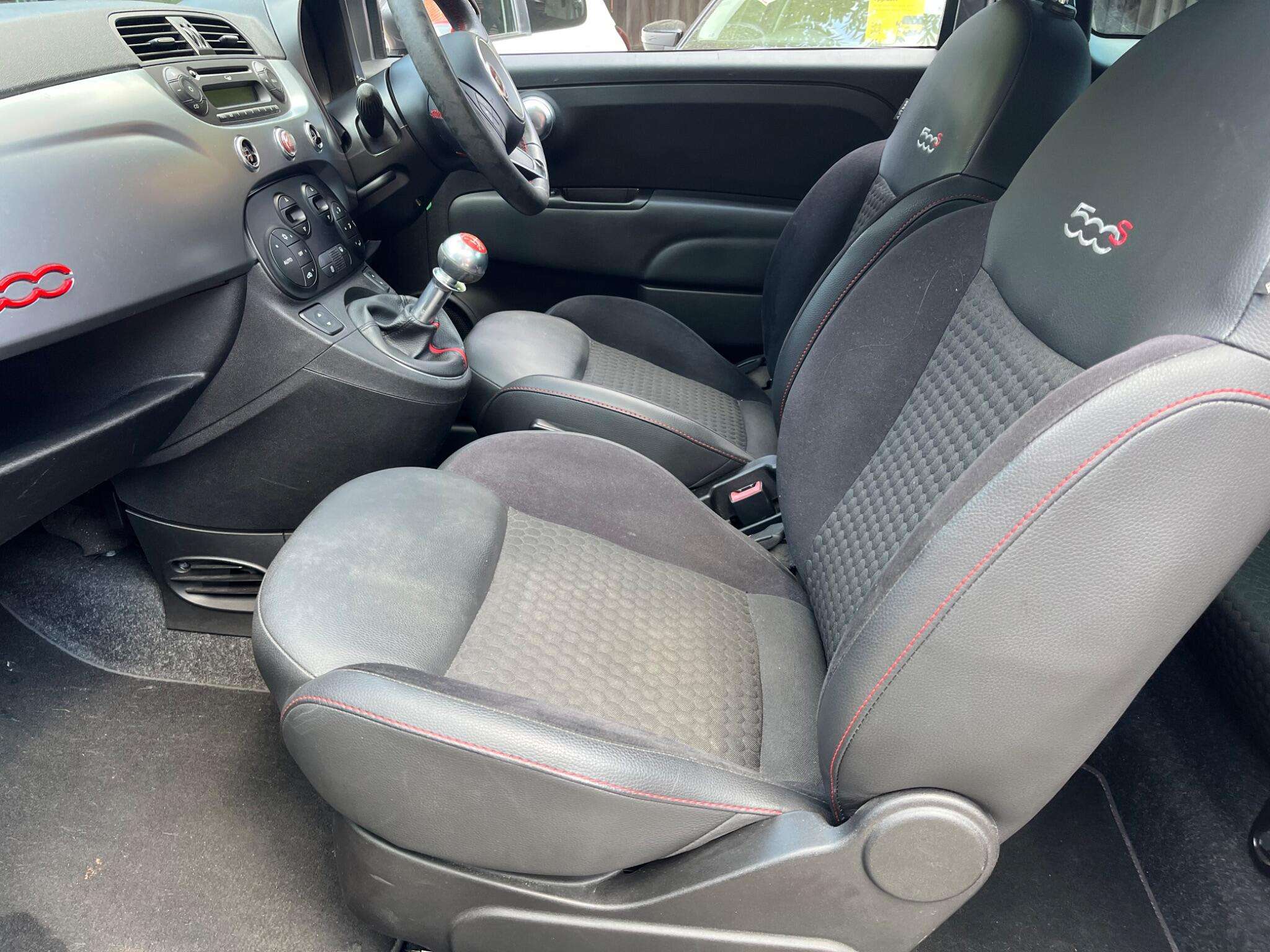 2014 FIAT 500 2014 FIAT 500