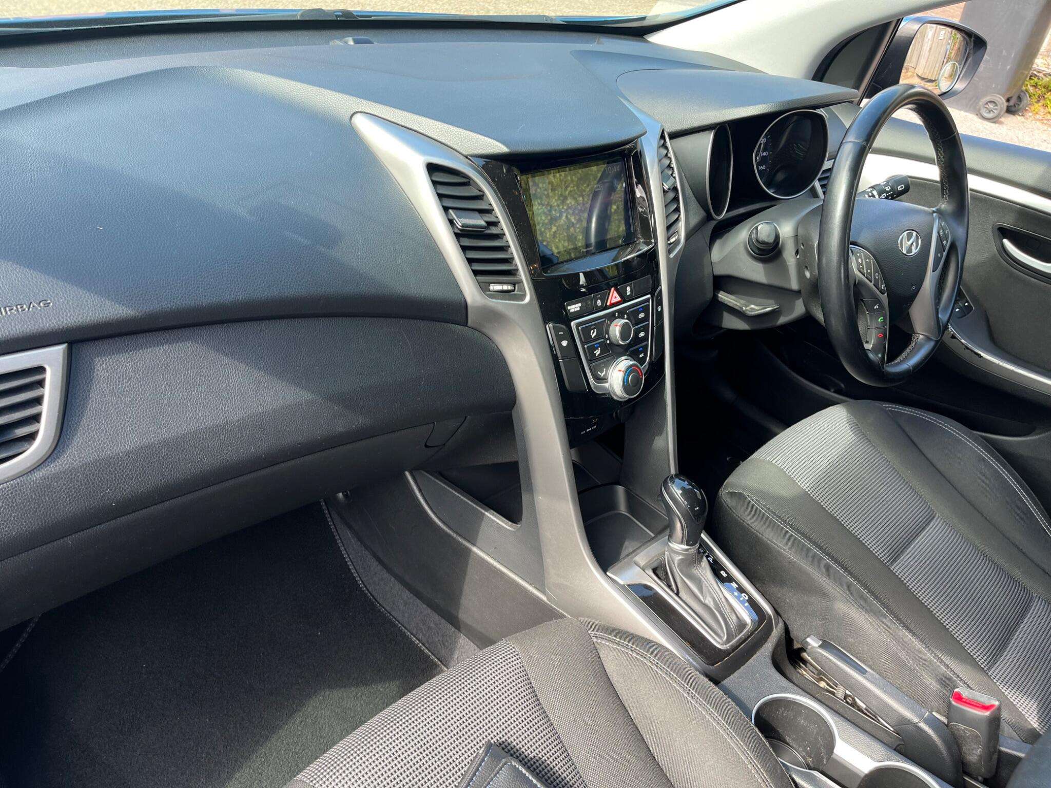 2015 HYUNDAI I30 2015 HYUNDAI I30