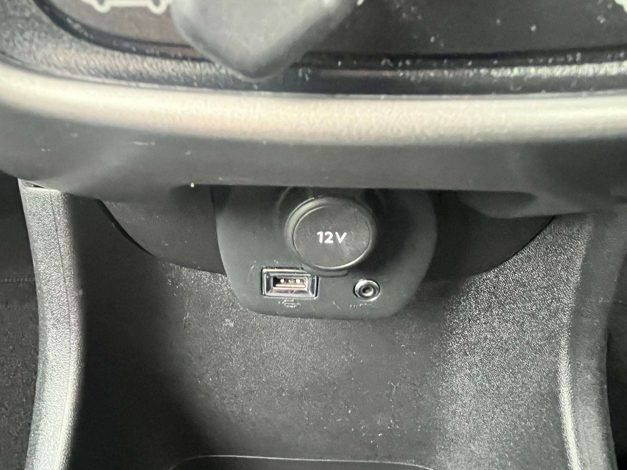 2015 PEUGEOT 108 2015 PEUGEOT 108