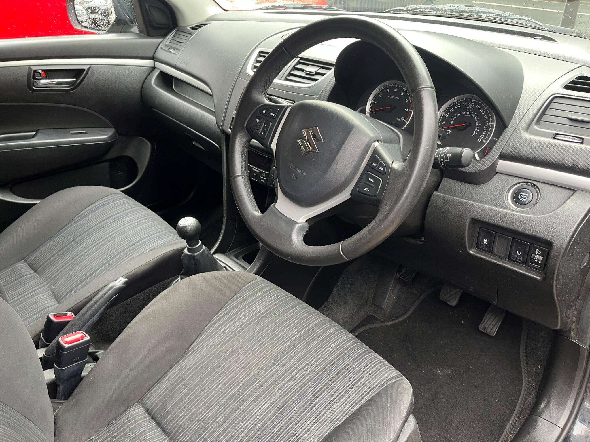 2015 SUZUKI SWIFT 2015 SUZUKI SWIFT