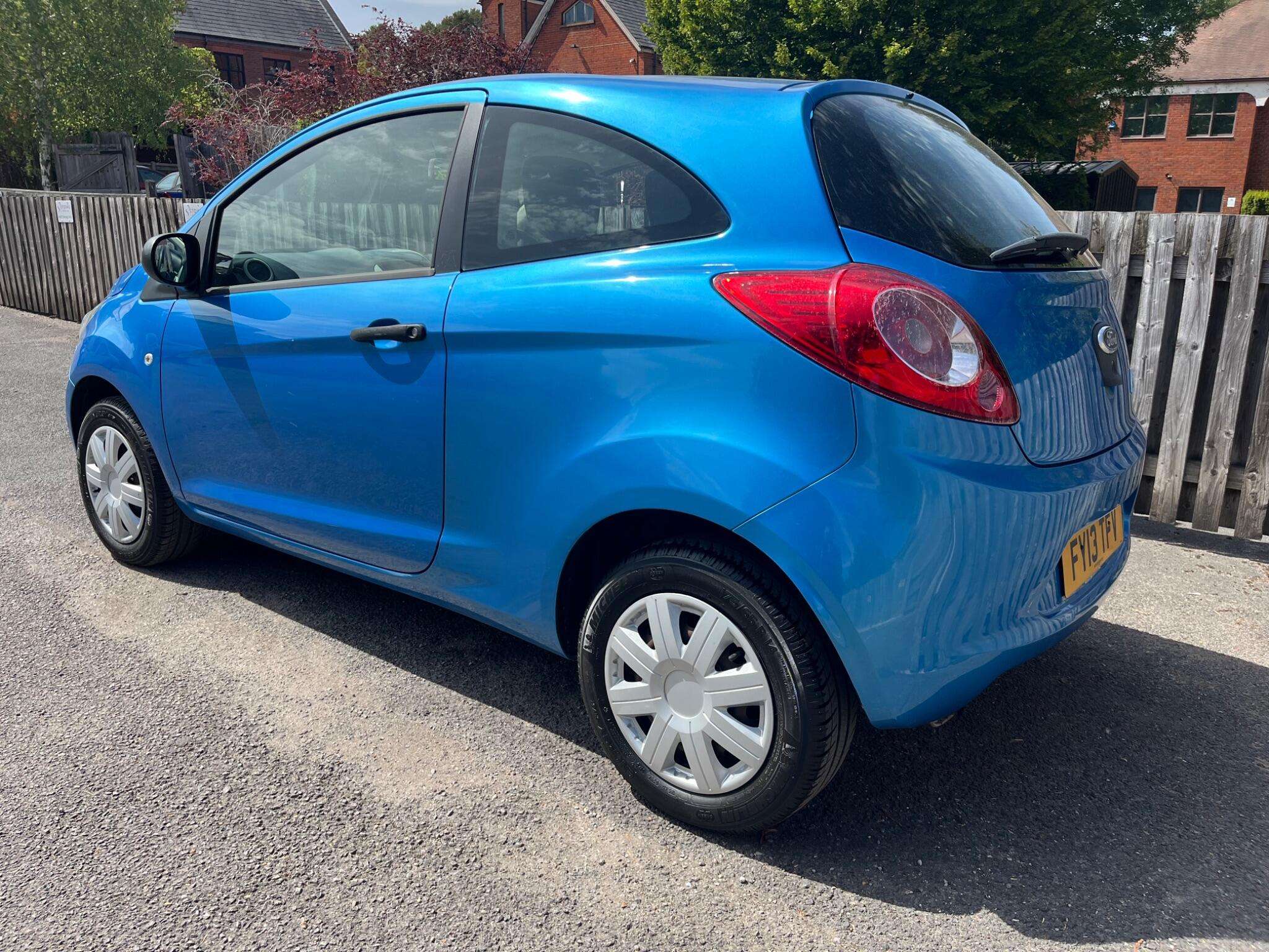 A 2013 FORD KA 1.2 Studio Euro 5 3dr A 2013 FORD KA 1.2 Studio Euro 5 3dr