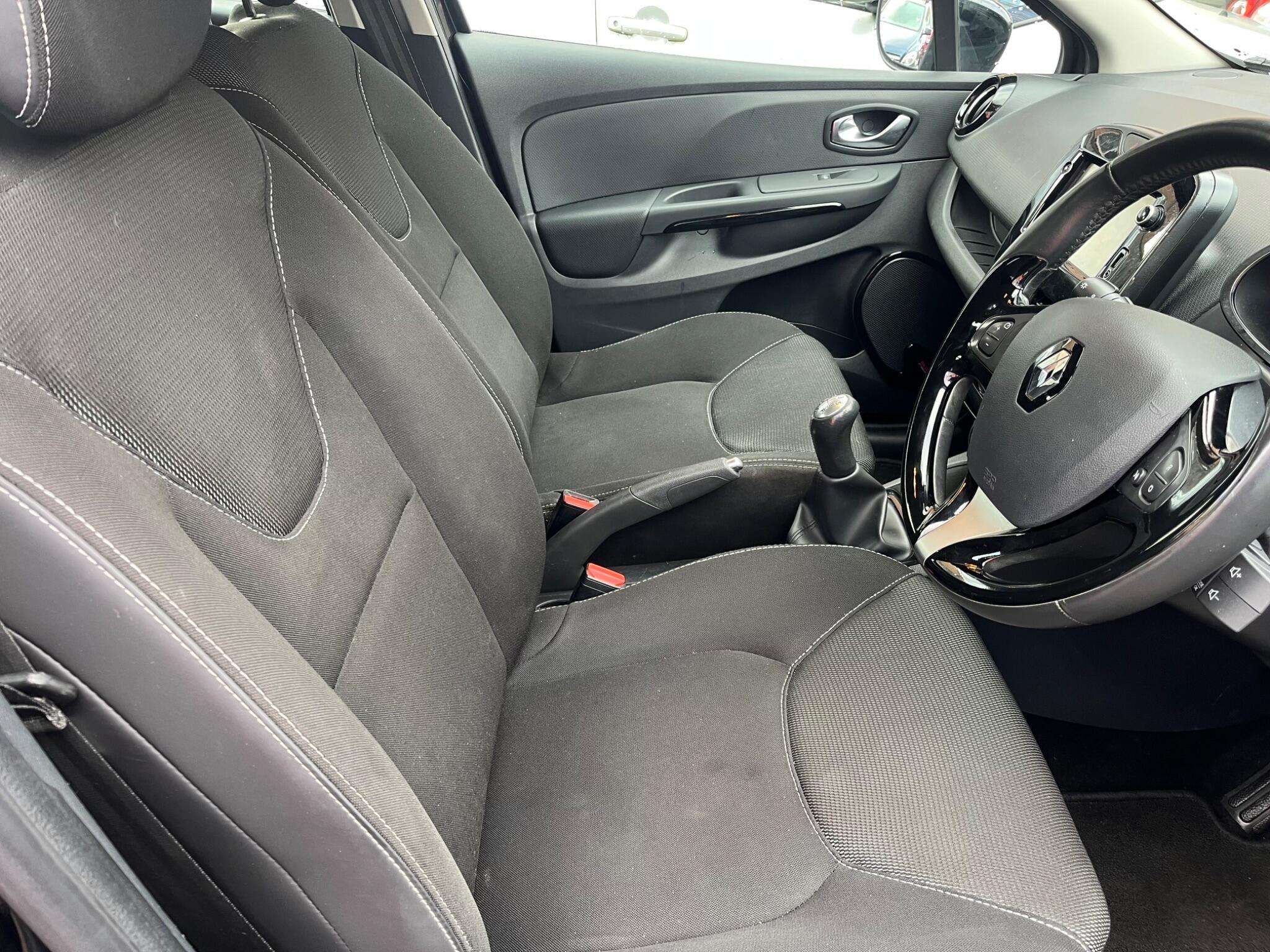 2016 RENAULT CLIO 2016 RENAULT CLIO