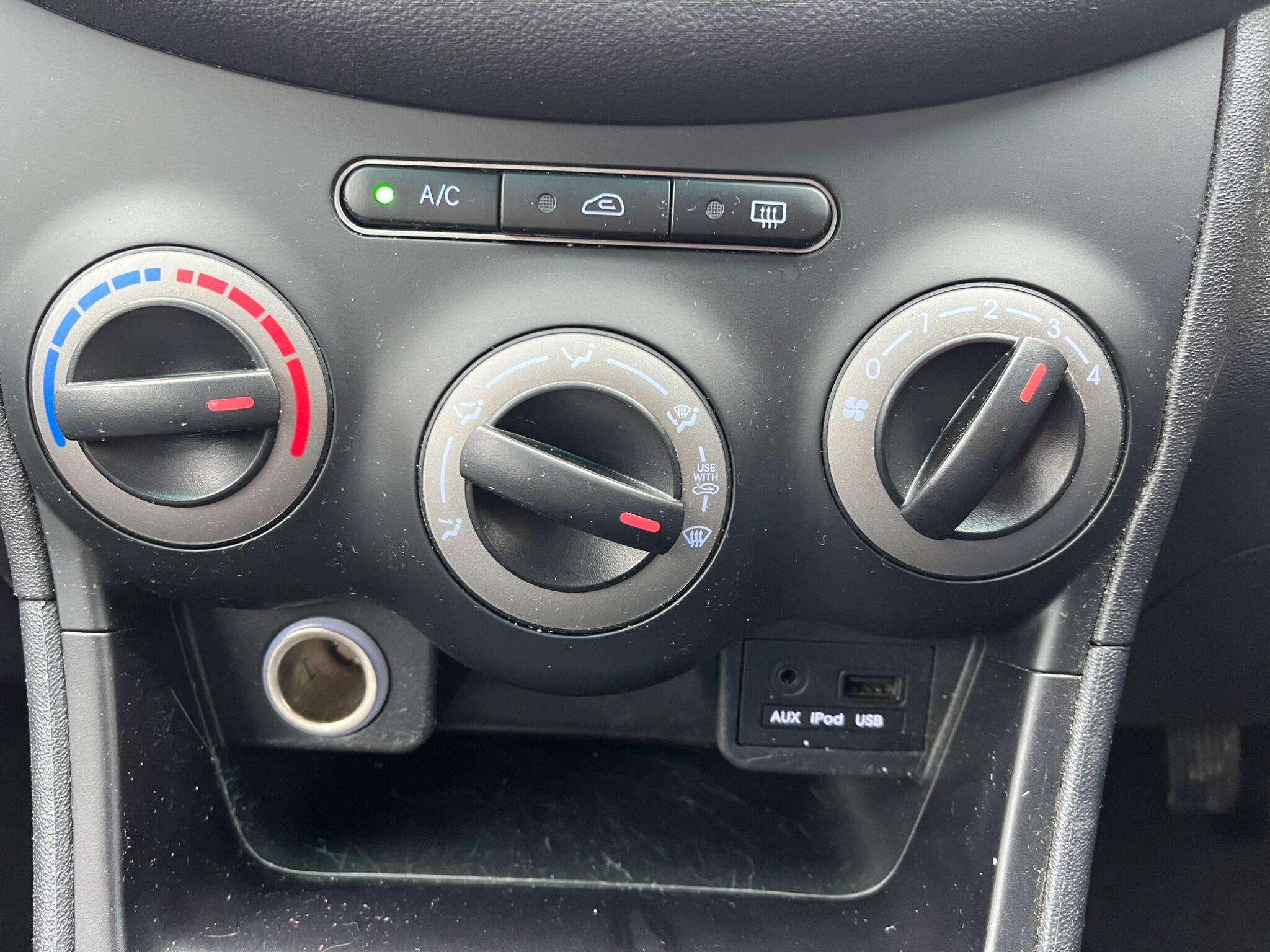 2013 HYUNDAI I10 2013 HYUNDAI I10