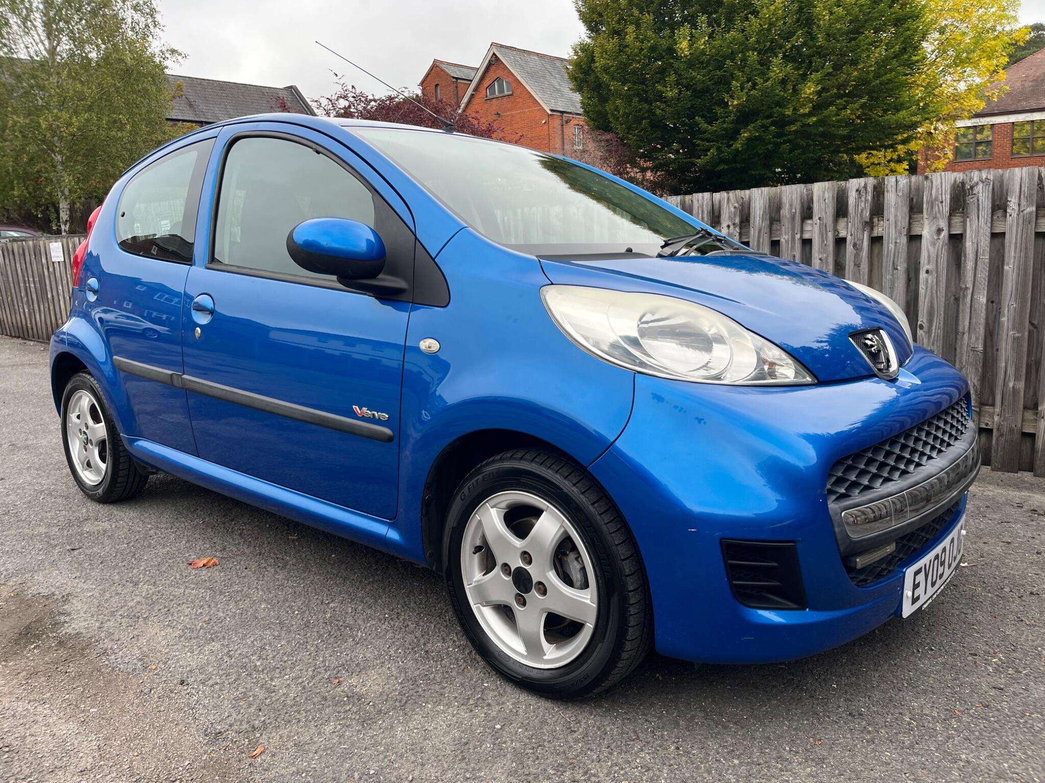 2009 PEUGEOT 107 2009 PEUGEOT 107