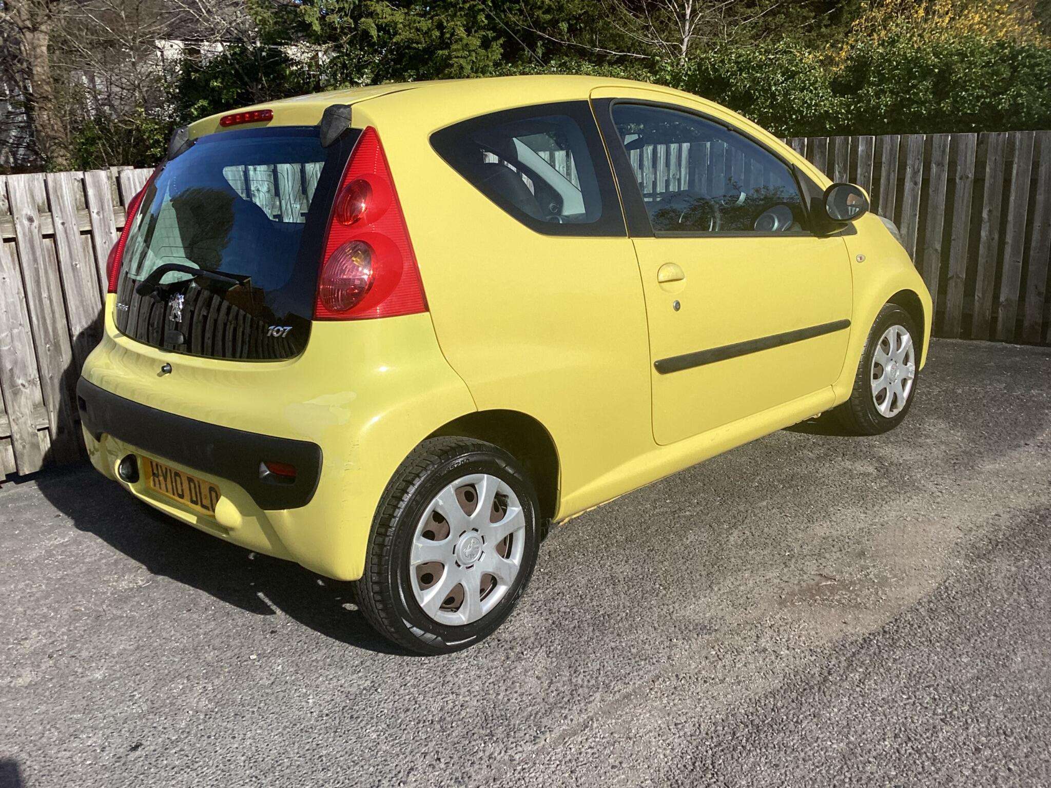 2010 PEUGEOT 107 2010 PEUGEOT 107