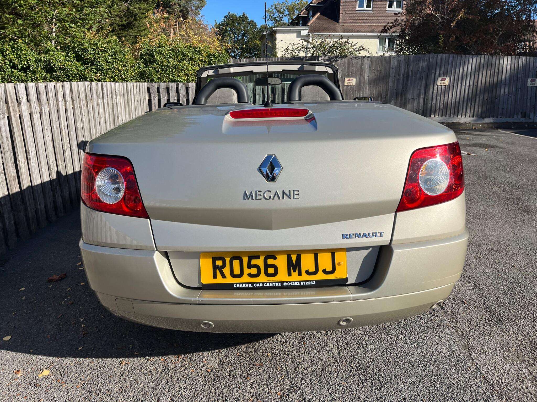 2006 RENAULT MEGANE 2006 RENAULT MEGANE