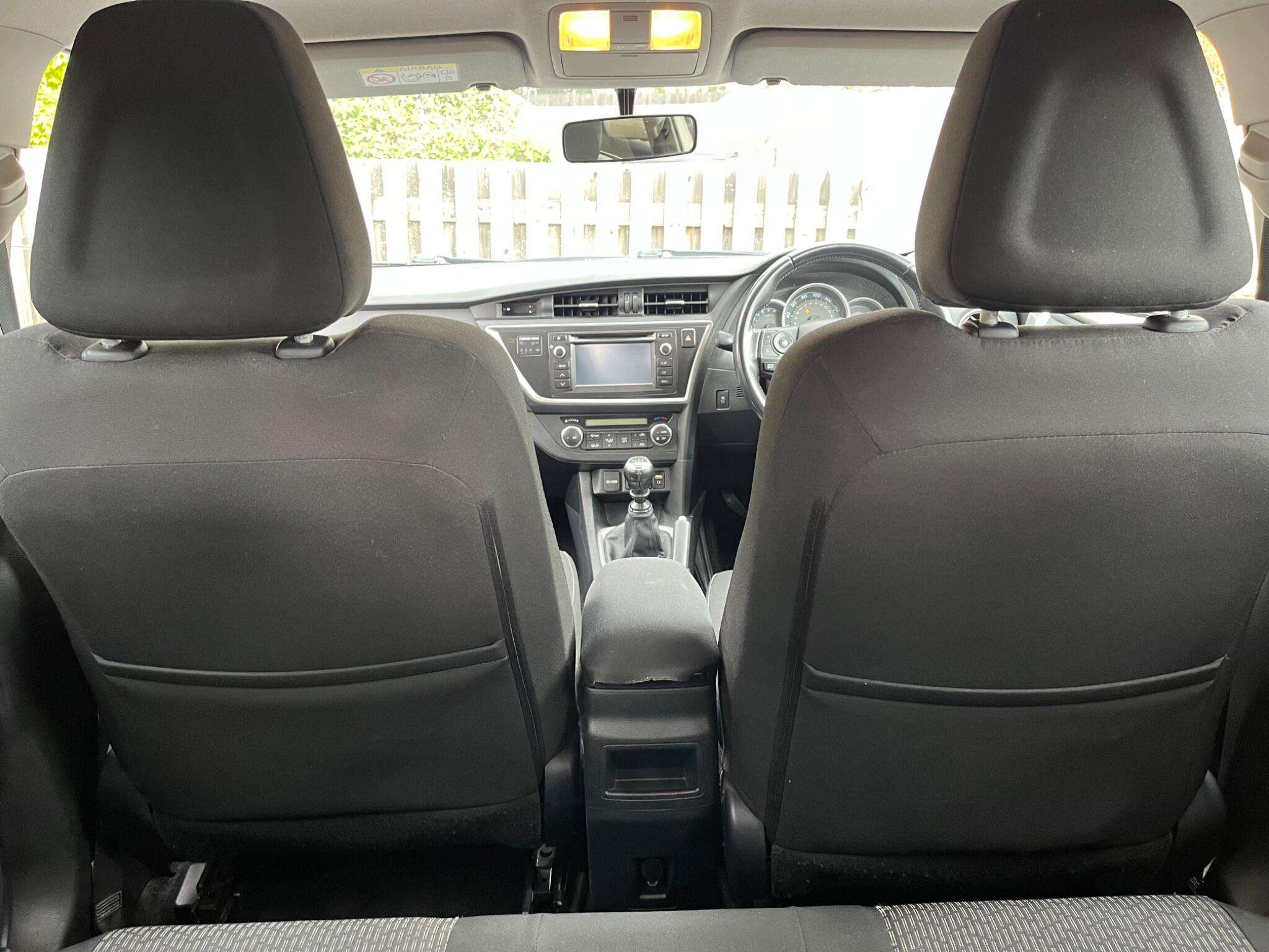 2015 TOYOTA AURIS 2015 TOYOTA AURIS