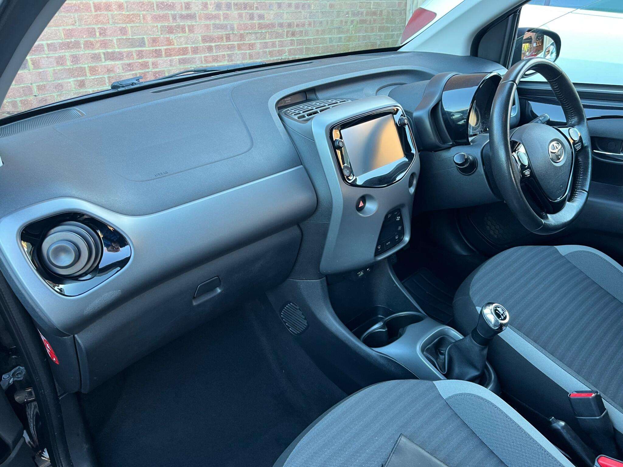 2019 TOYOTA AYGO 2019 TOYOTA AYGO