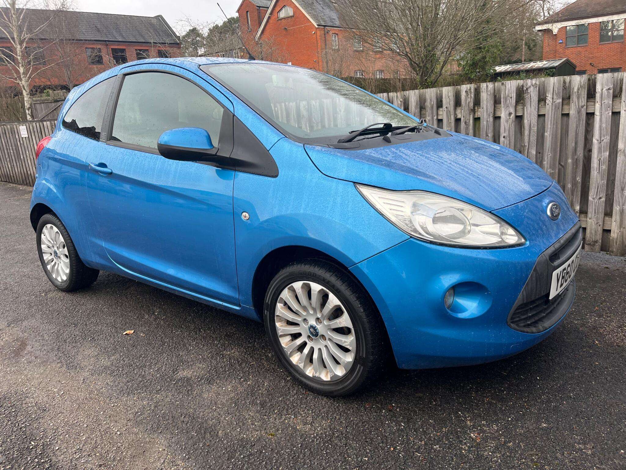 2011 FORD KA 2011 FORD KA