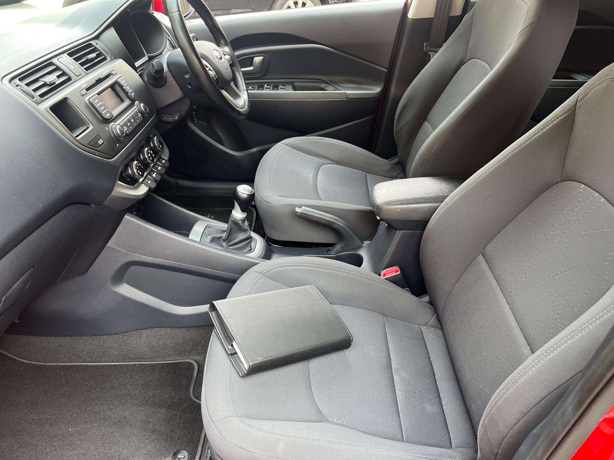 2014 KIA RIO 2014 KIA RIO