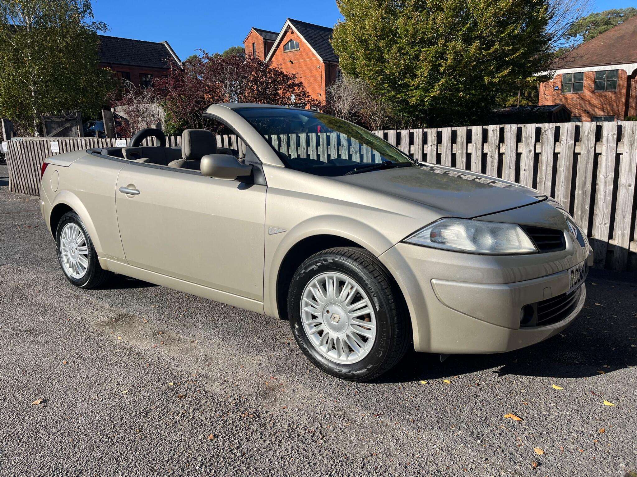 2006 RENAULT MEGANE 2006 RENAULT MEGANE