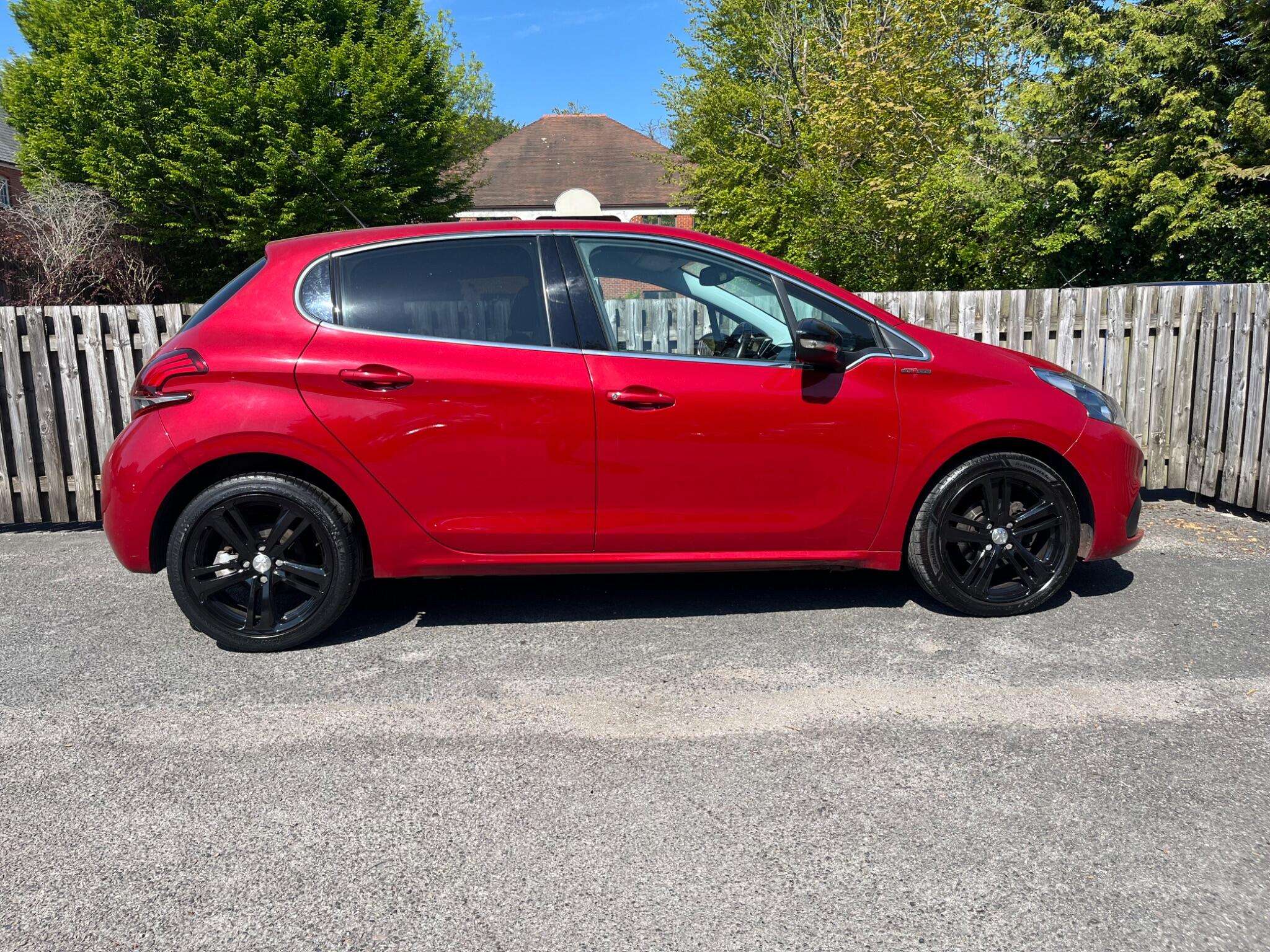 2016 PEUGEOT 208 2016 PEUGEOT 208