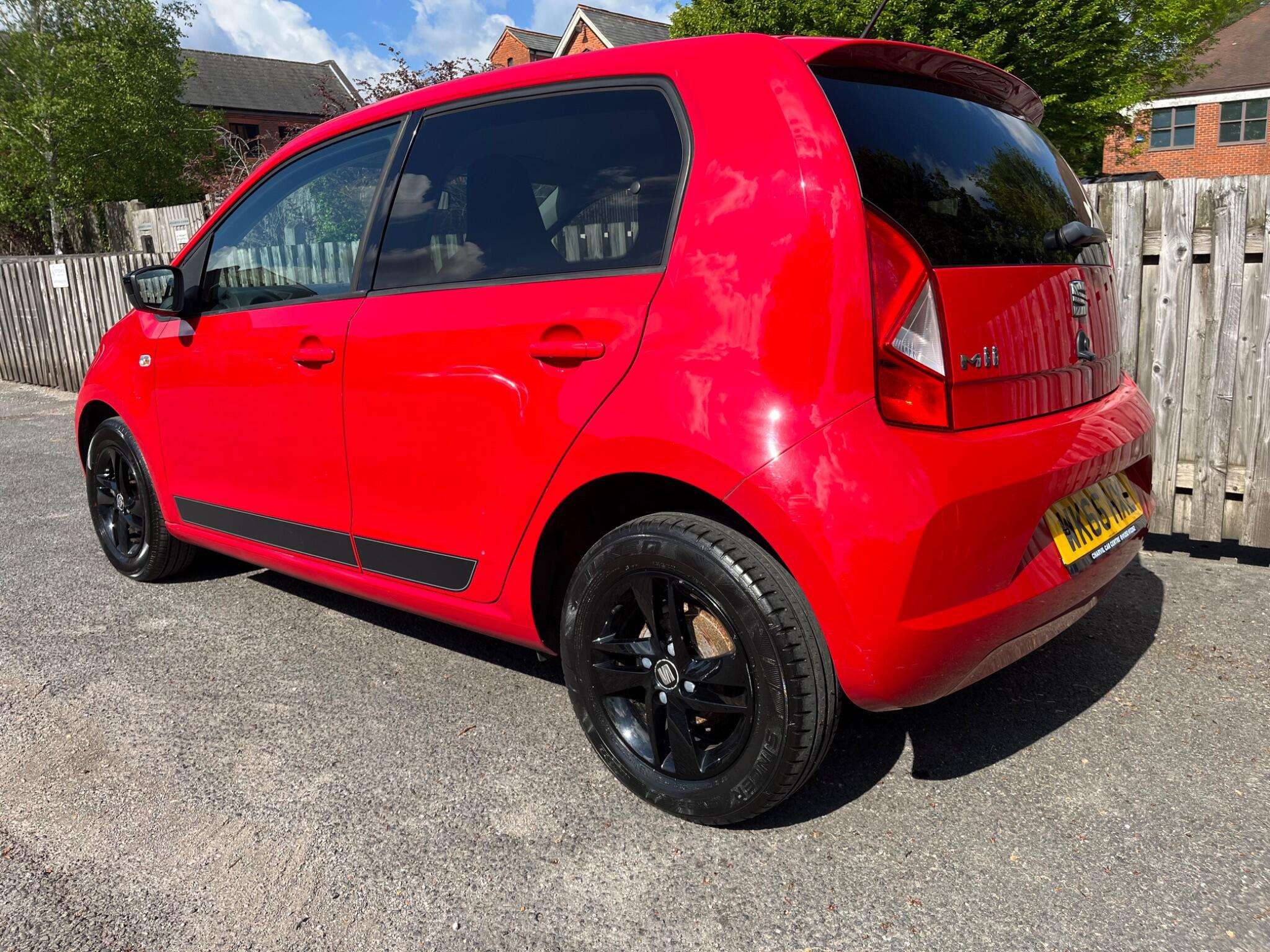 A 2016 SEAT MII 1.0 12v Design Mii Euro 6 5dr A 2016 SEAT MII 1.0 12v Design Mii Euro 6 5dr