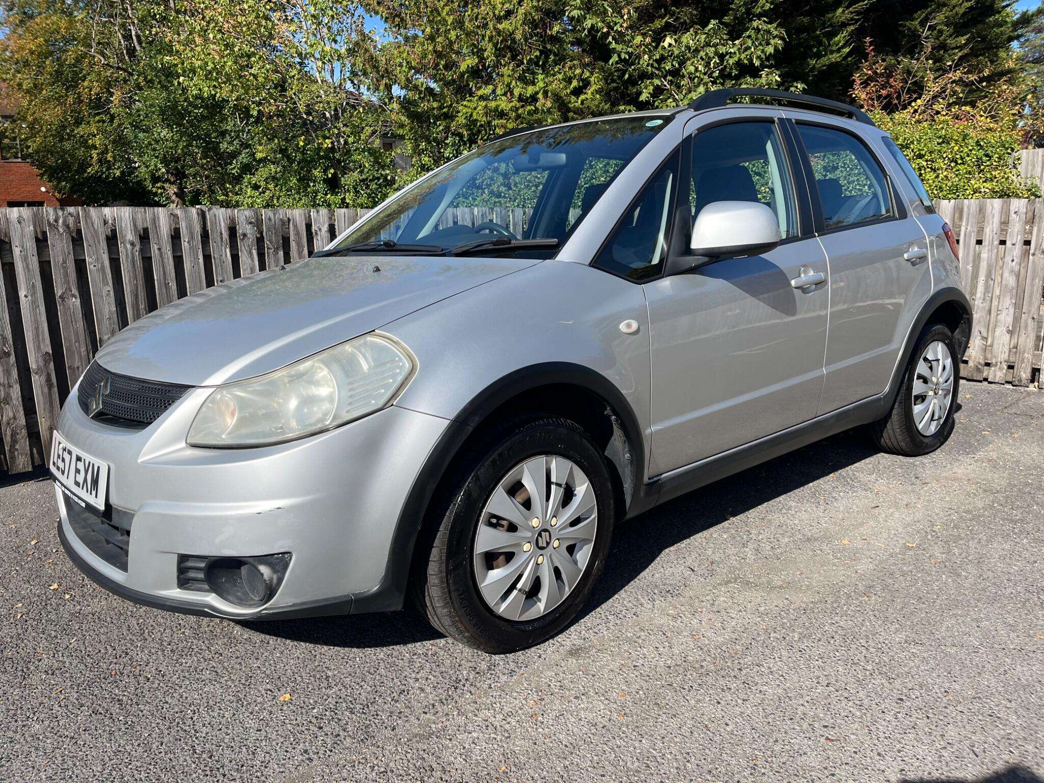 A 2008 SUZUKI SX4 1.6 16V GL Euro 4 5dr A 2008 SUZUKI SX4 1.6 16V GL Euro 4 5dr