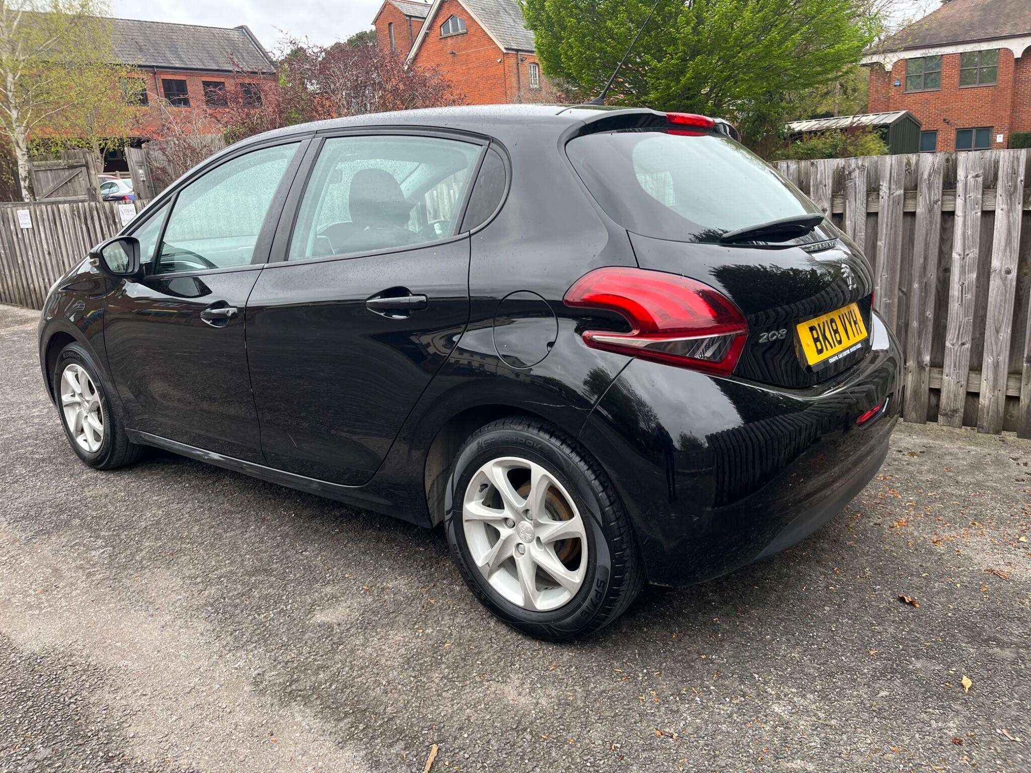 A 2018 PEUGEOT 208 1.2 PureTech Active Euro 6 5dr A 2018 PEUGEOT 208 1.2 PureTech Active Euro 6 5dr