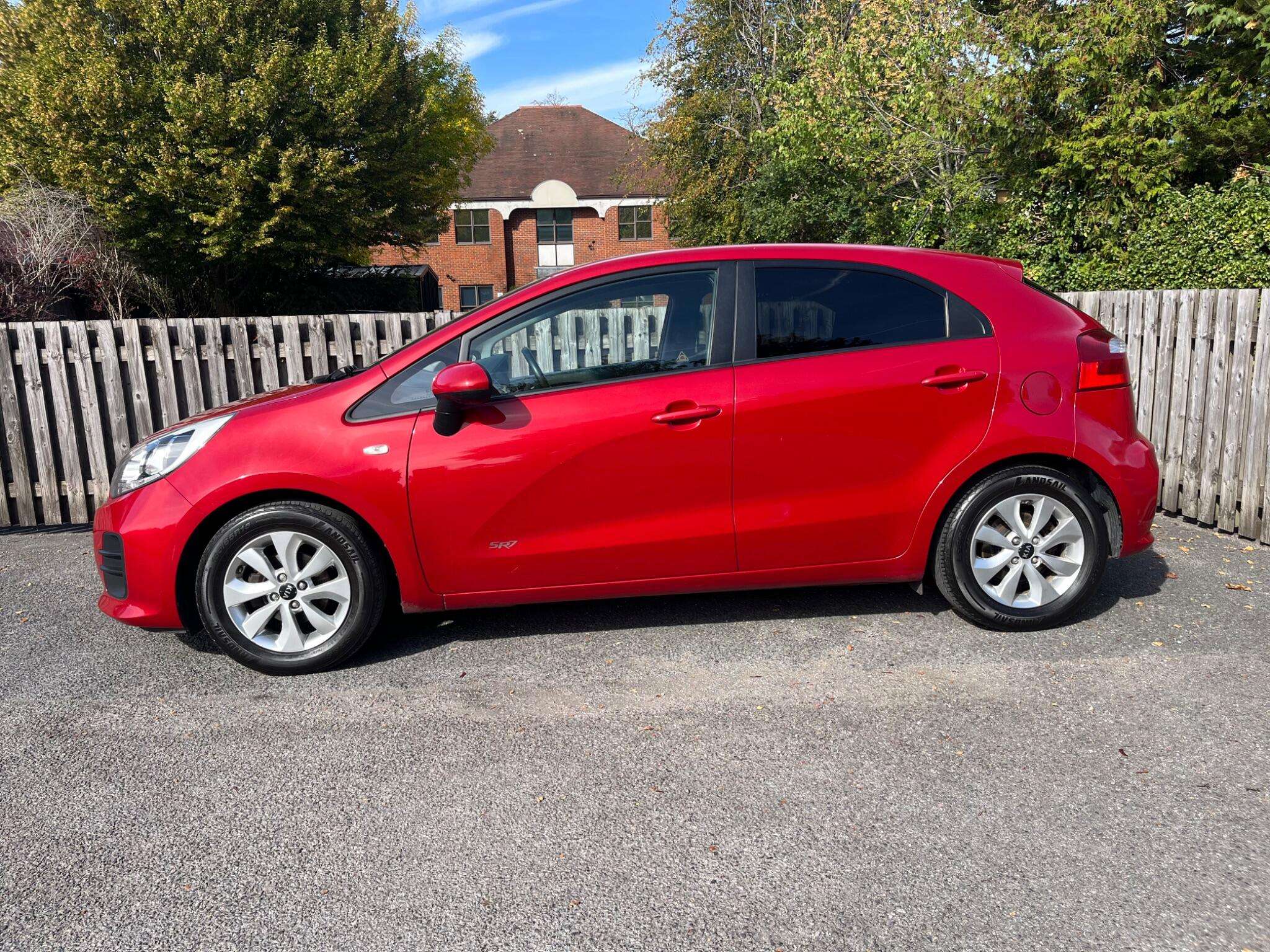 A 2016 KIA RIO 1.25 SR7 Euro 6 5dr A 2016 KIA RIO 1.25 SR7 Euro 6 5dr
