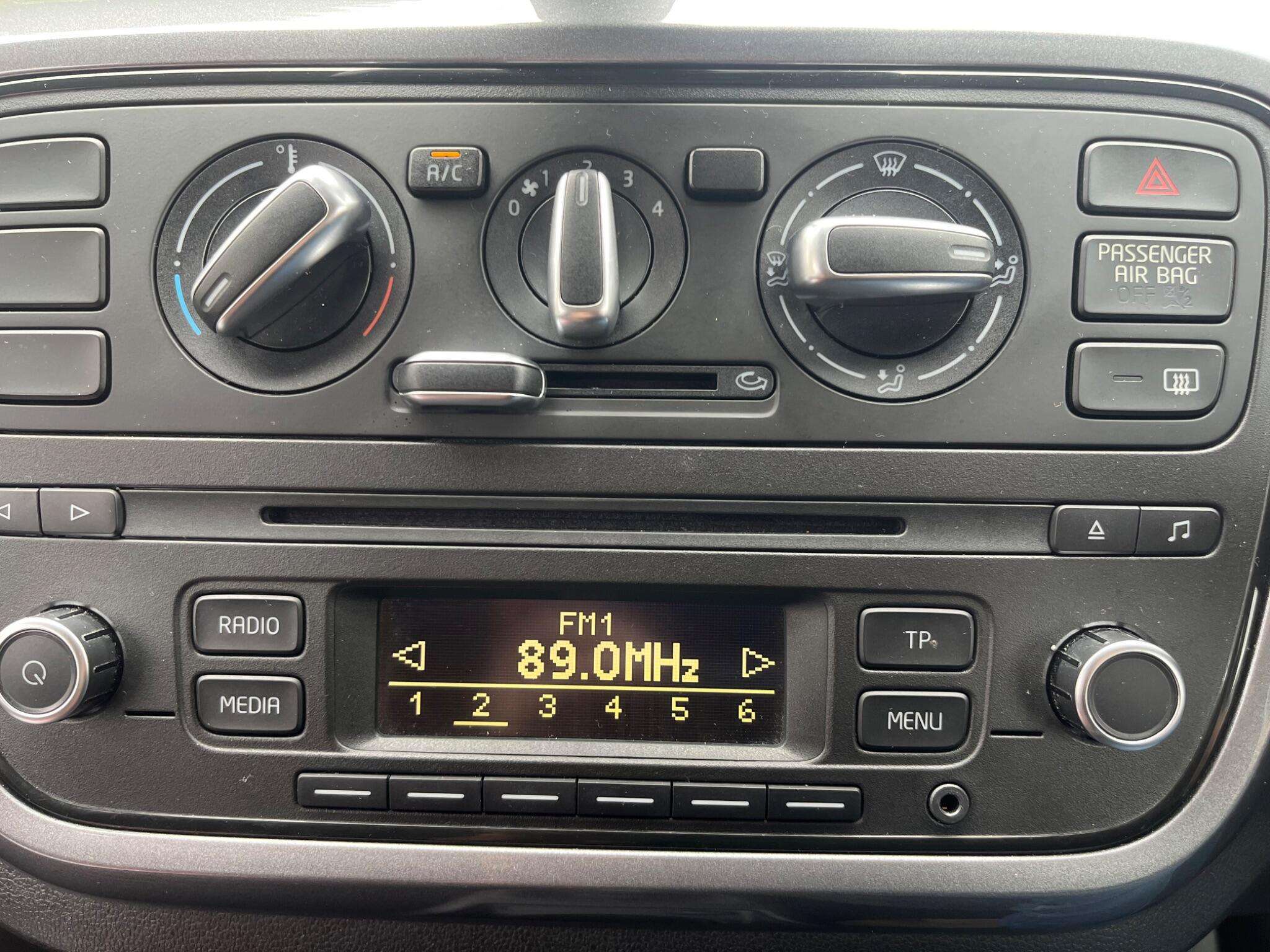 2015 SEAT MII 2015 SEAT MII