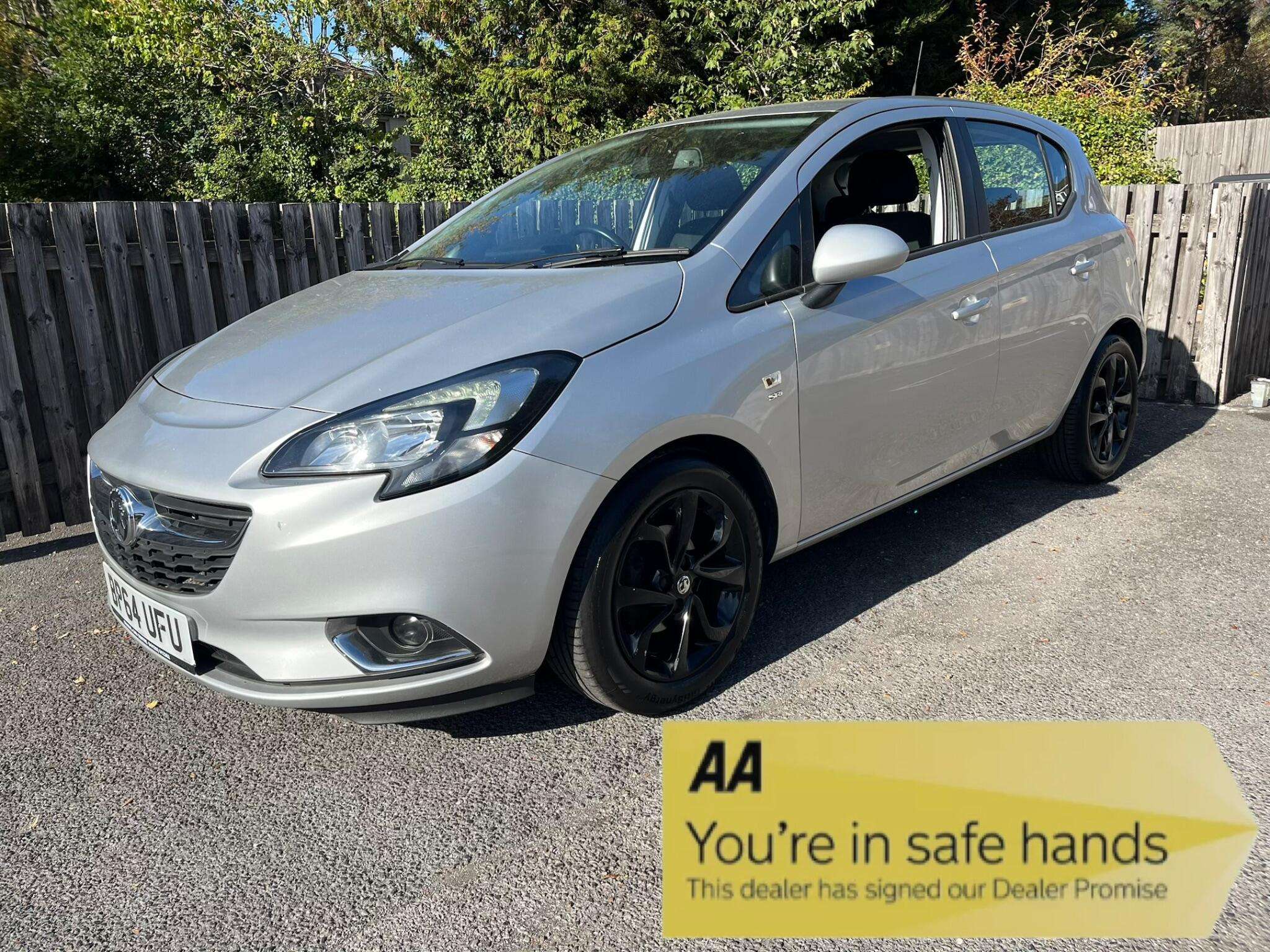 A 2015 VAUXHALL CORSA 1.4i ecoFLEX SRi Euro 6 5dr A 2015 VAUXHALL CORSA 1.4i ecoFLEX SRi Euro 6 5dr