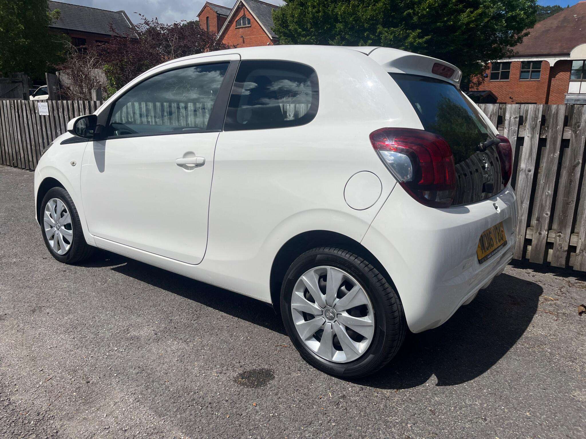 A 2016 PEUGEOT 108 1.0 Active Euro 6 3dr A 2016 PEUGEOT 108 1.0 Active Euro 6 3dr