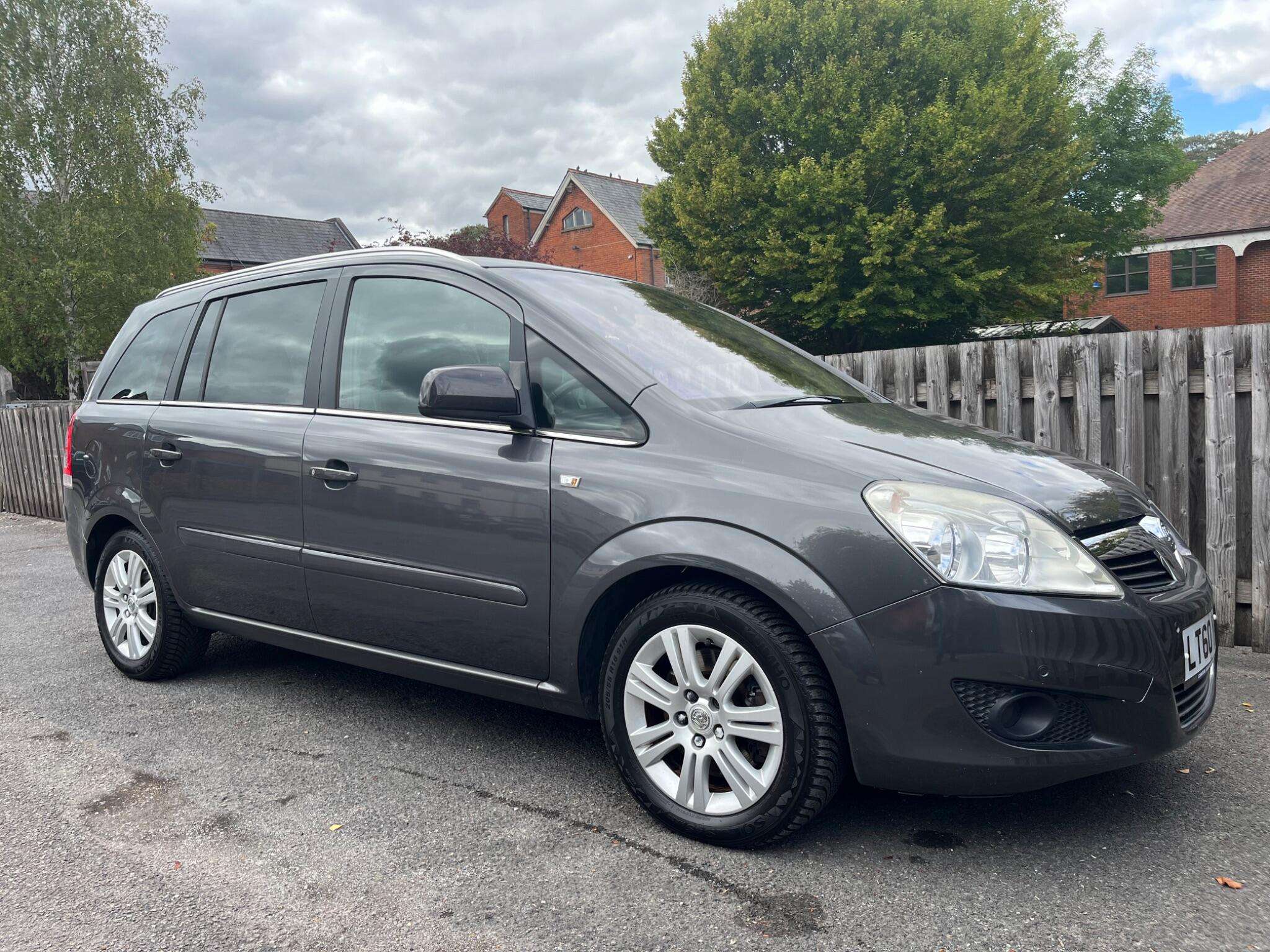 2010 VAUXHALL ZAFIRA 2010 VAUXHALL ZAFIRA