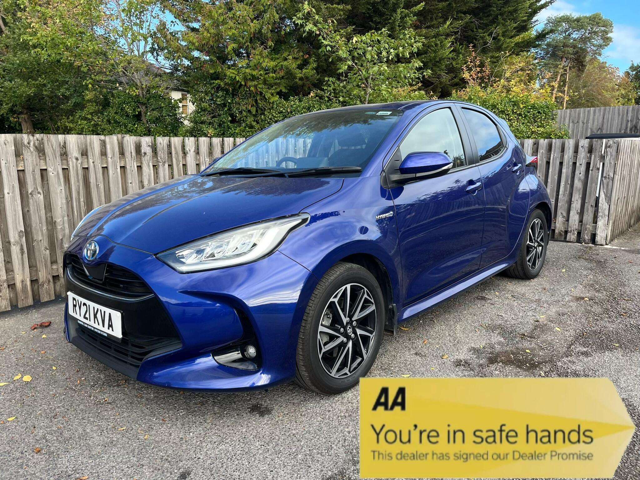 A 2021 TOYOTA YARIS 1.5 VVT-h Design E-CVT Euro 6 (s/s) 5dr A 2021 TOYOTA YARIS 1.5 VVT-h Design E-CVT Euro 6 (s/s) 5dr