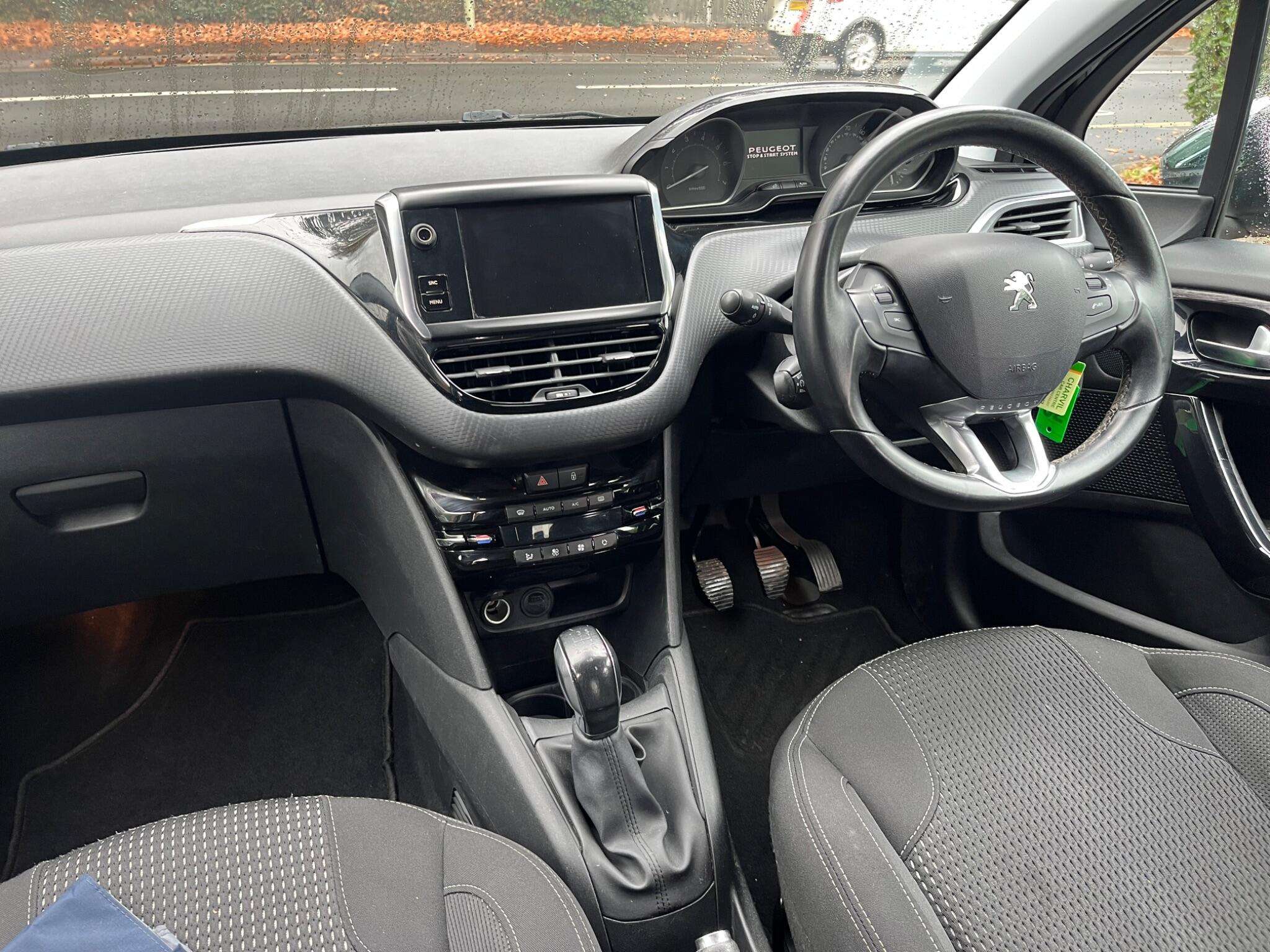 2019 PEUGEOT 208 2019 PEUGEOT 208