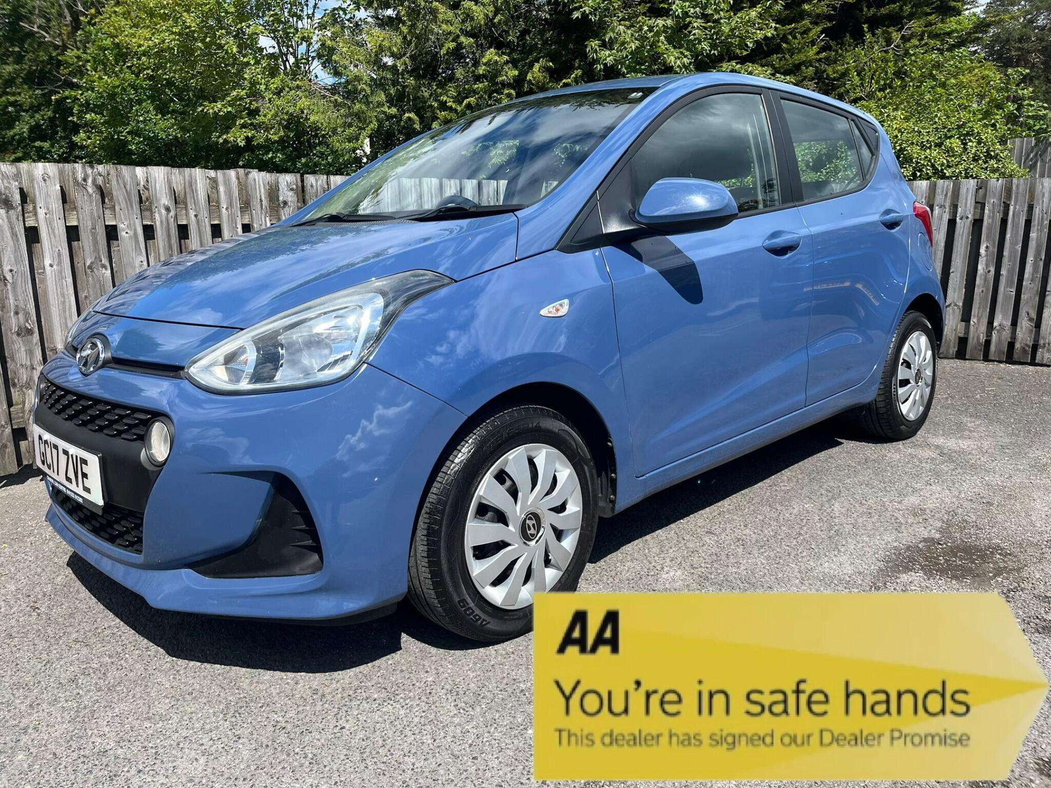 A 2017 HYUNDAI I10 1.2 SE Euro 6 5dr A 2017 HYUNDAI I10 1.2 SE Euro 6 5dr