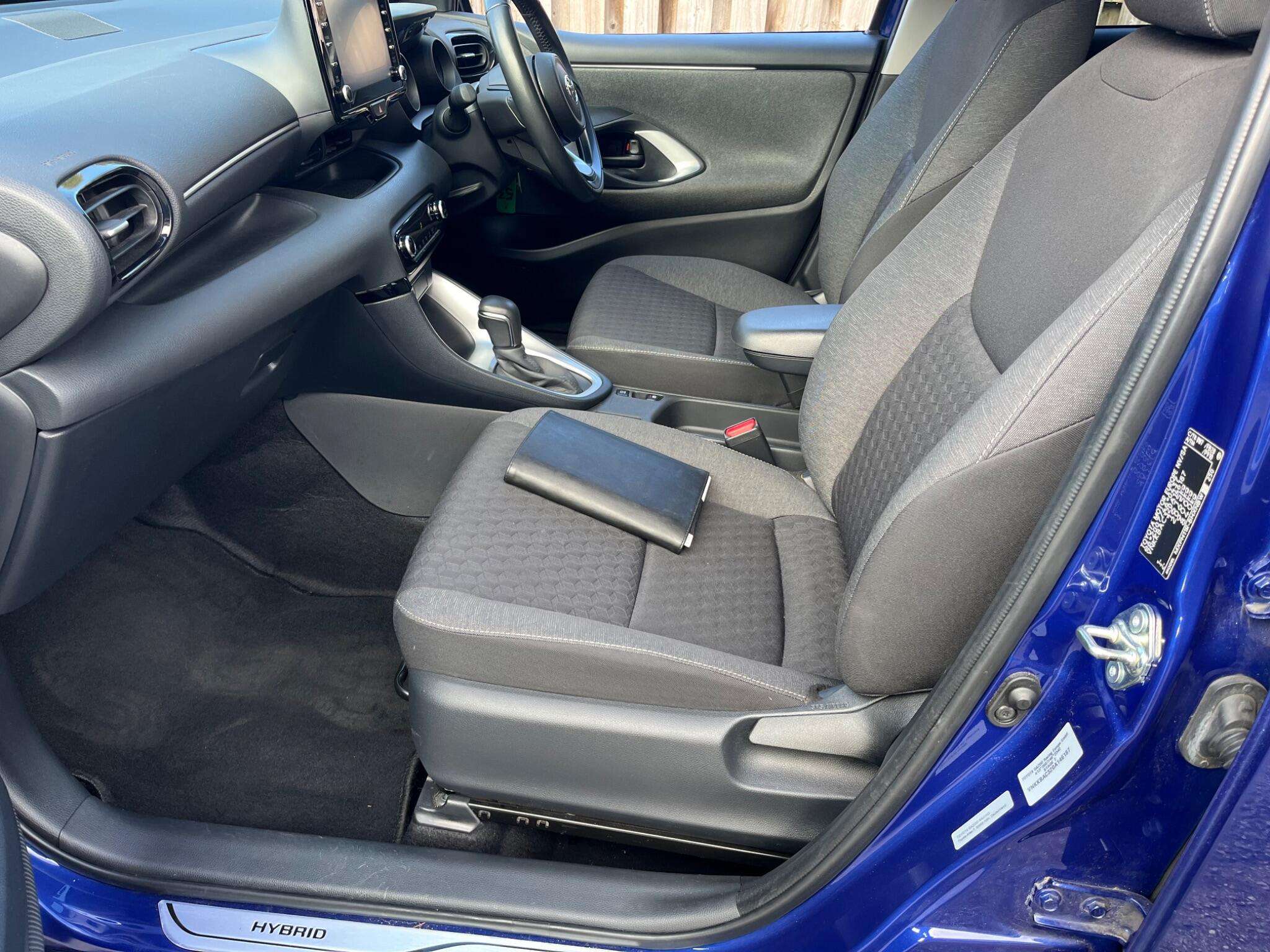 2021 TOYOTA YARIS 2021 TOYOTA YARIS