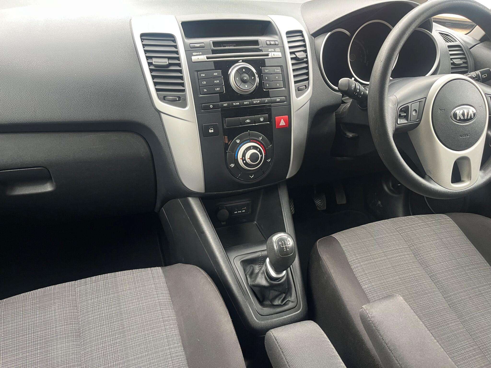 2013 KIA VENGA 2013 KIA VENGA