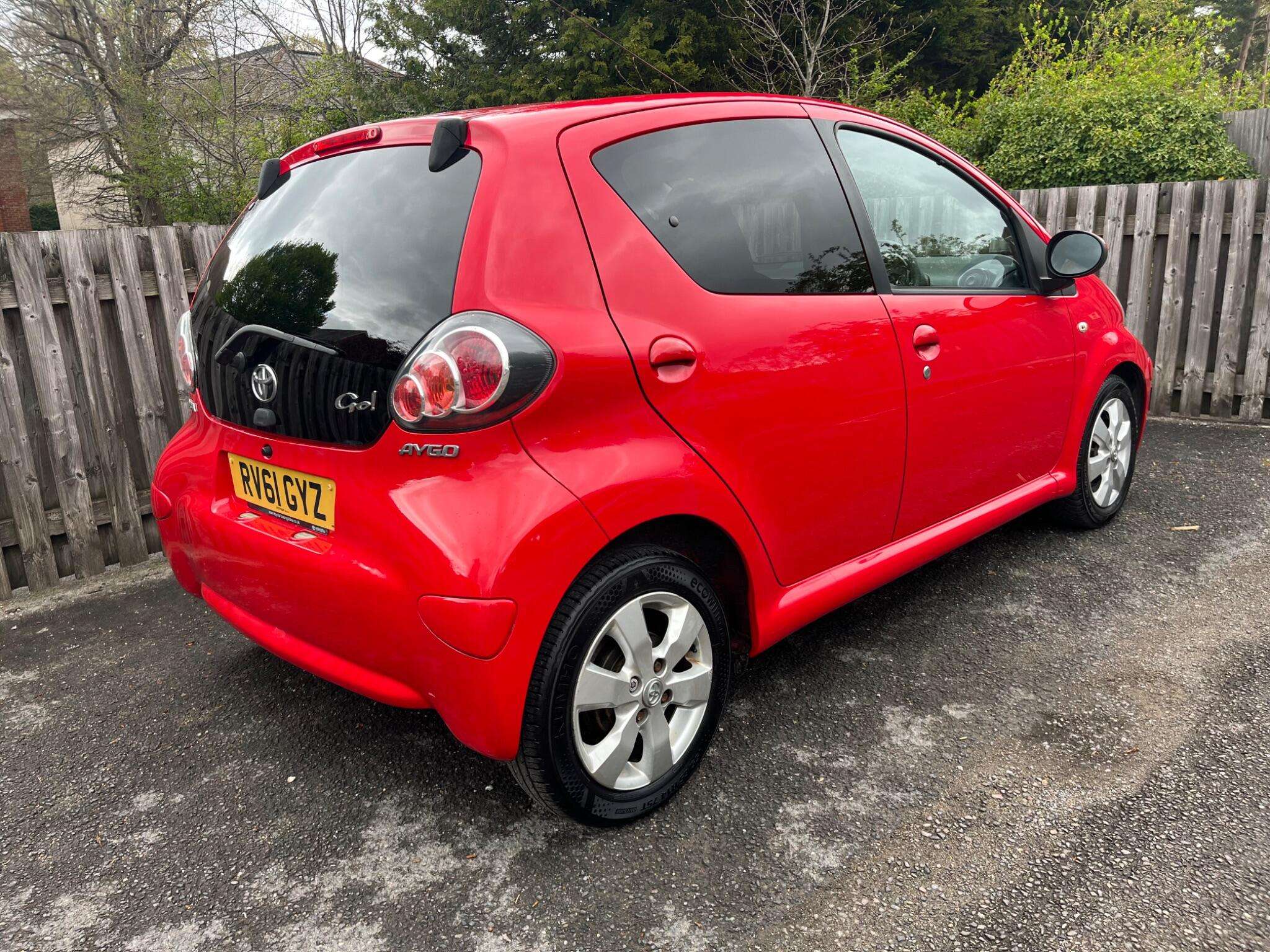 2011 TOYOTA AYGO 2011 TOYOTA AYGO