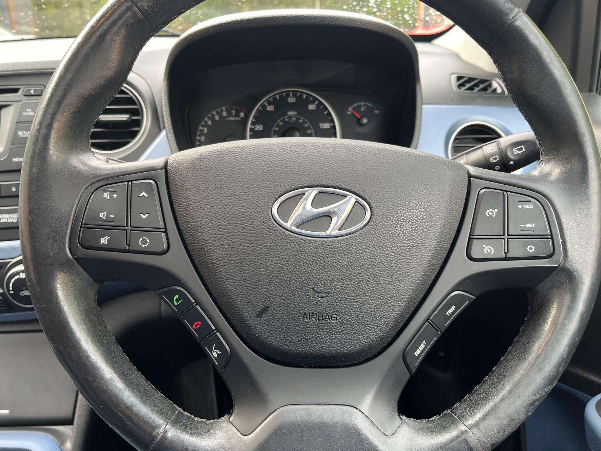 2016 HYUNDAI I10 2016 HYUNDAI I10